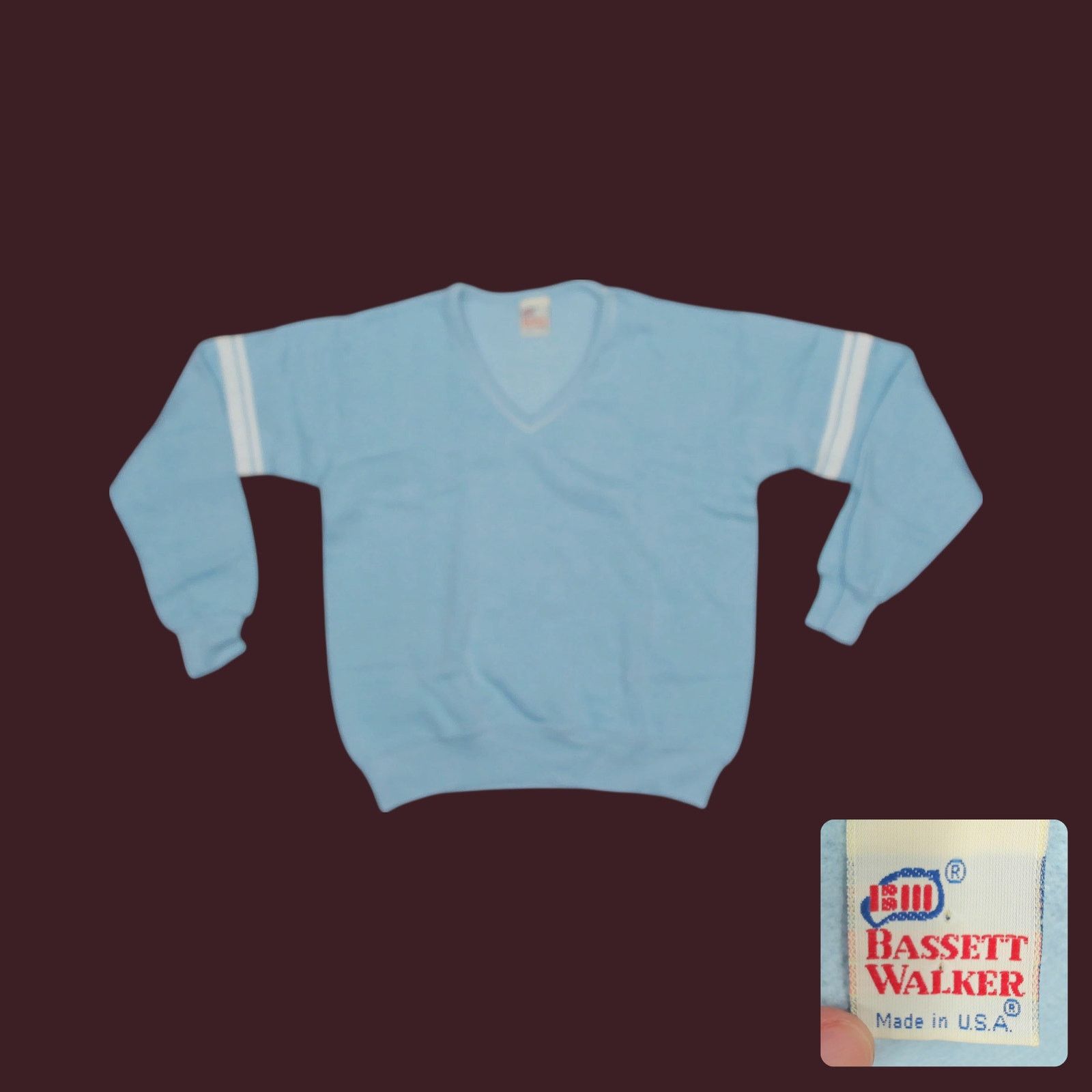 Vintage Bassett-Walker 80s USA Made Striped Sleeve Baby Blue V-Neck Size M / US 6-8 / IT 42-44 - 1 Thumbnail