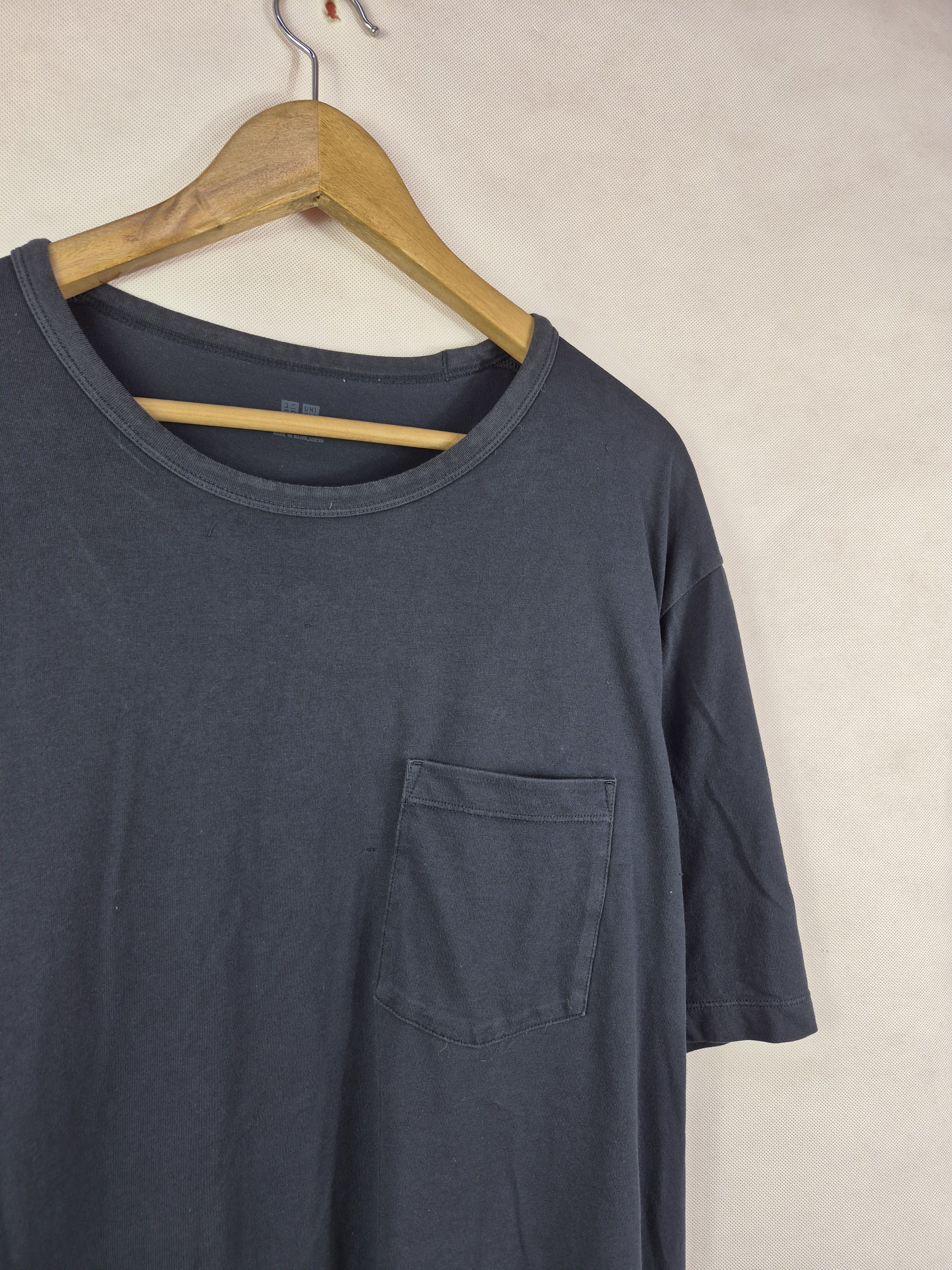 Japanese Brand 🔥 Uniqlo Airism Navy Plain Tee Size US XXL / EU 58 / 5 - 2 Thumbnail