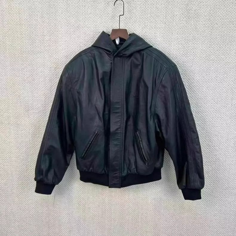 Balenciaga Balenciaga Adidas Collaboration Embossed Padded Shoulder B Size US M / EU 48-50 / 2 - 1 Thumbnail