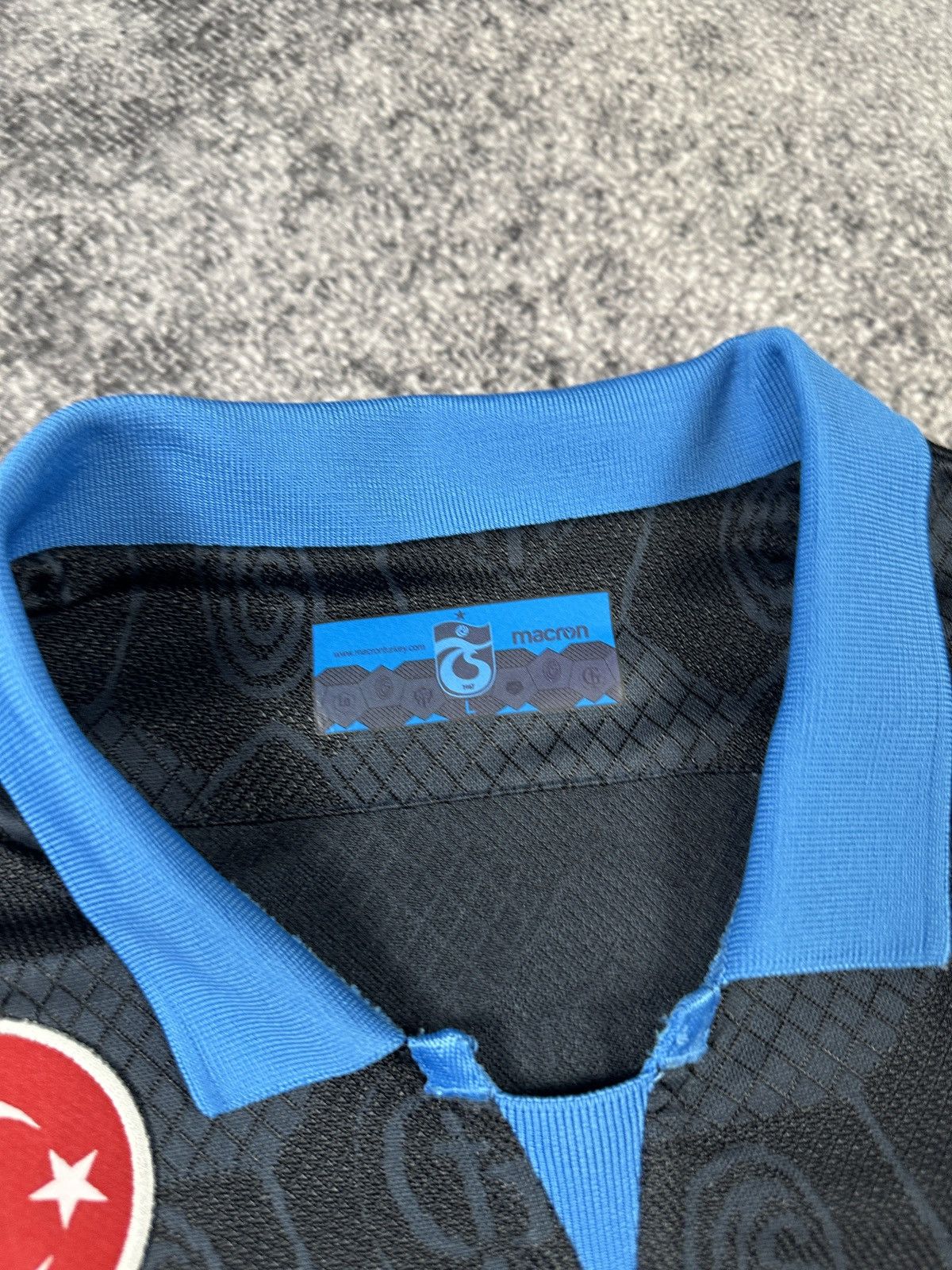 Macron Macron Trabzonspor Soccer Jersey Streetwear Blokecore Y2K L Size US L / EU 52-54 / 3 - 4 Thumbnail