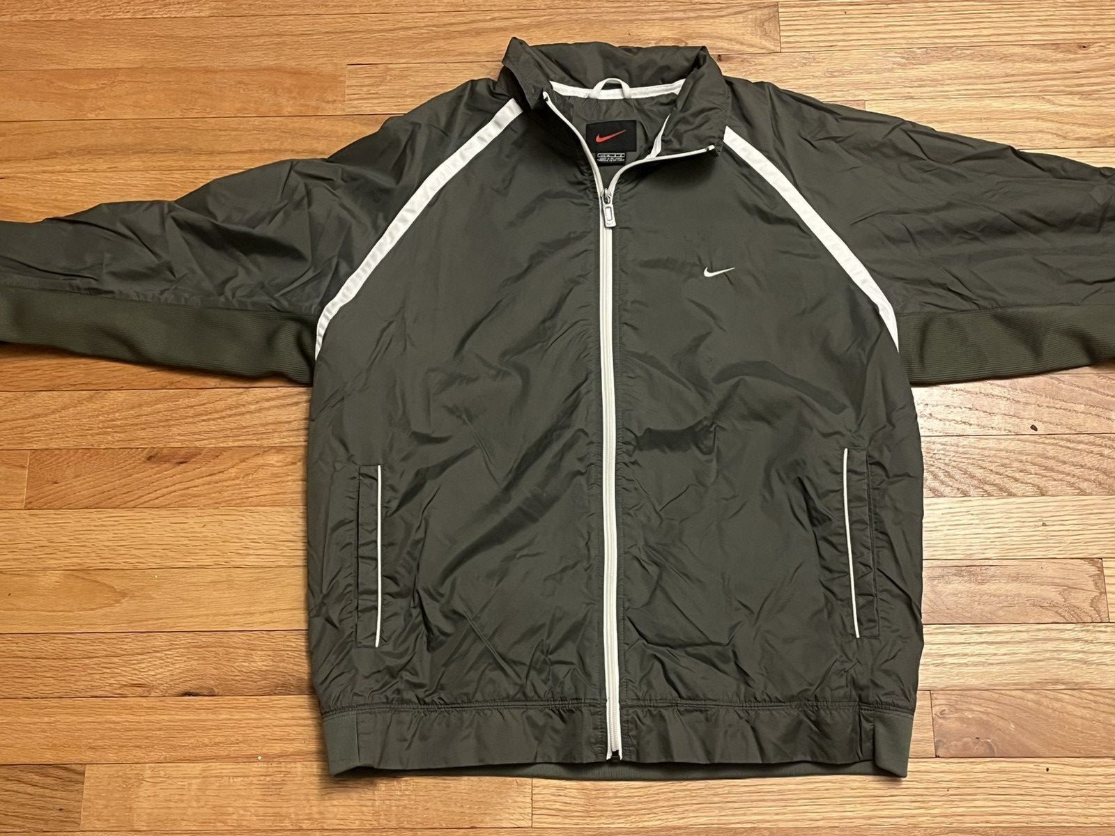 Nike × Vintage Vintage 90s green Nike jacket Size US L / EU 52-54 / 3 - 1 Thumbnail