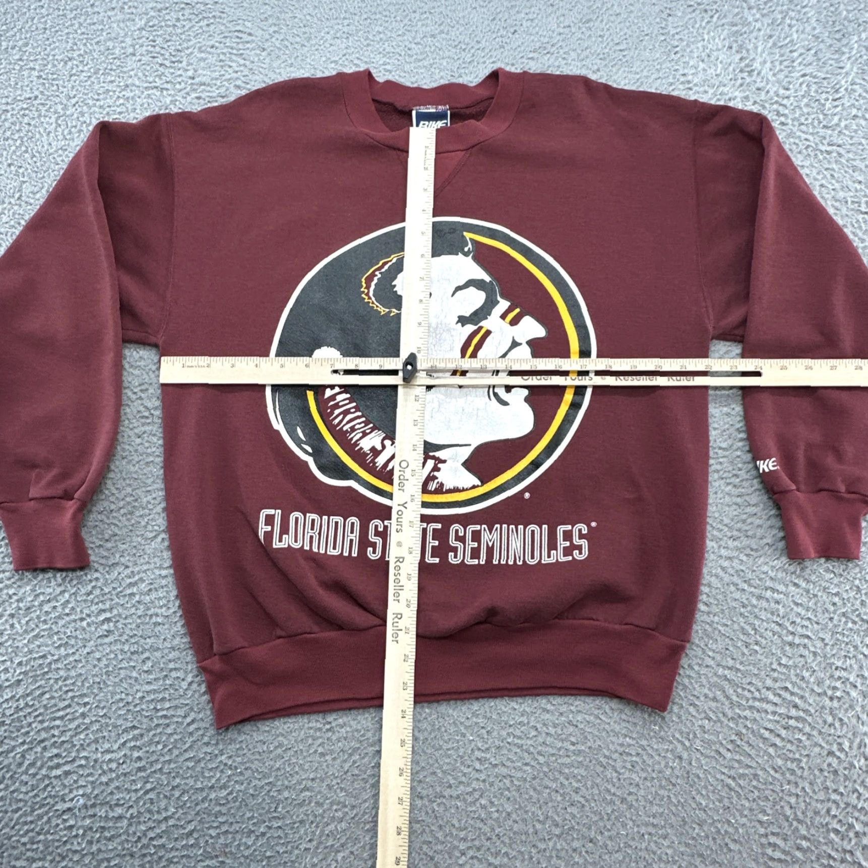 Vintage VINTAGE Florida State University Seminoles Sweatshirt Large USA 90s Wolf Pullover Men Red Logo Raglan Sleeve 50/50 Cotton Polyester Crew Neck Football Size US L / EU 52-54 / 3 - 7 Thumbnail