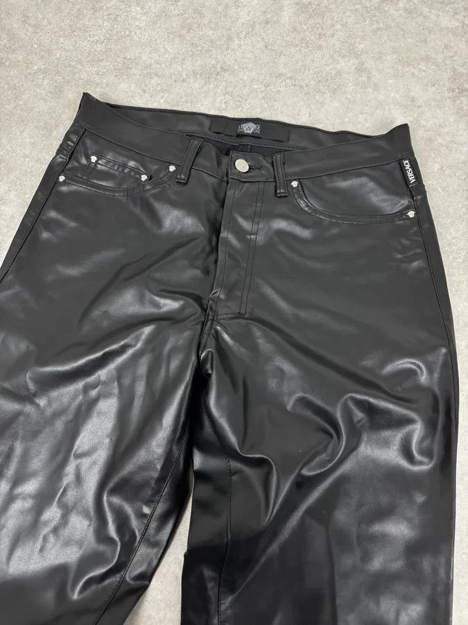 Versace 2000s Versace Black Eco Slim Leather Biker Pants Size US 32 / EU 48 - 6 Thumbnail