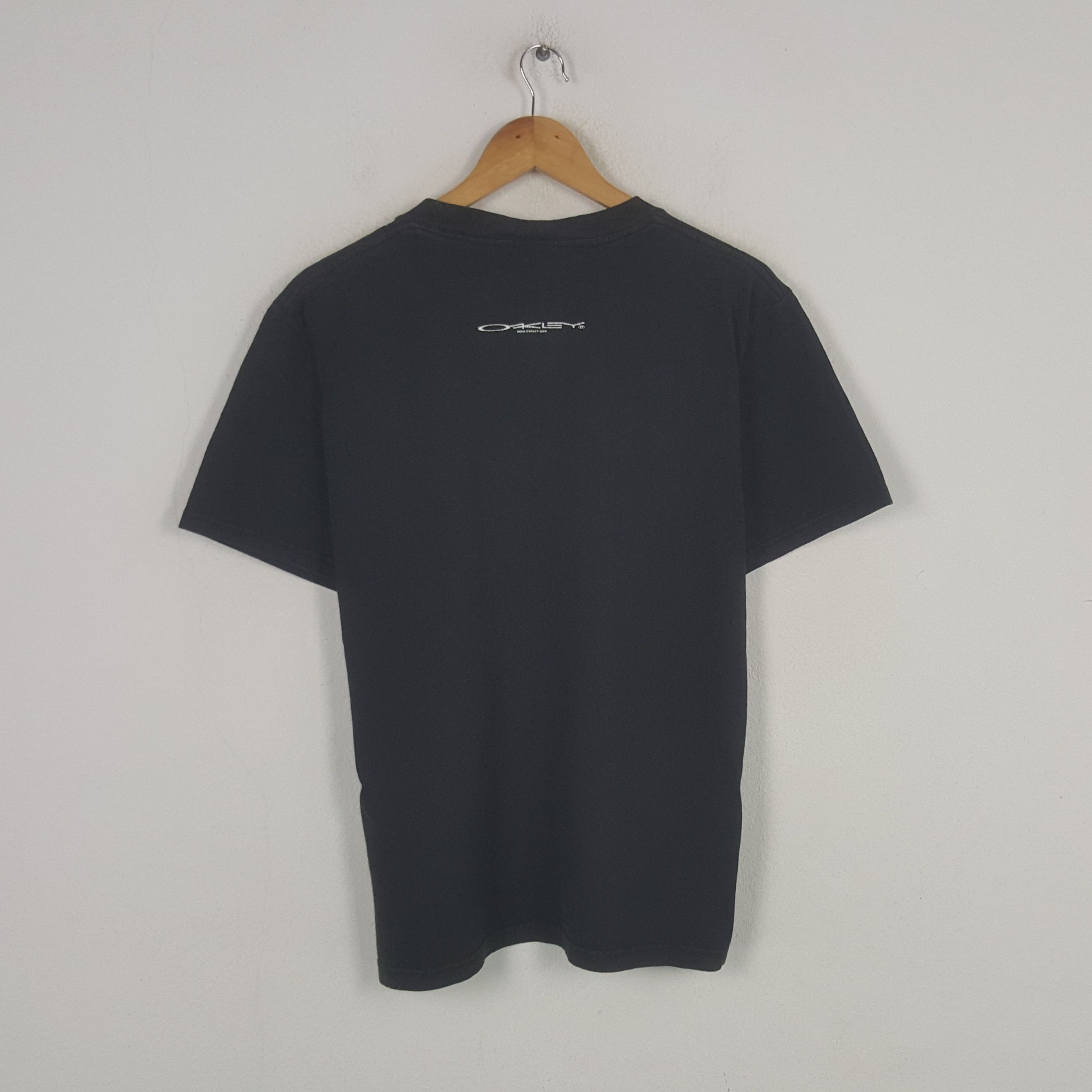 Oakley Vintage Oakley American Style Logo T-shirt RR19 Size US L / EU 52-54 / 3 - 3 Thumbnail