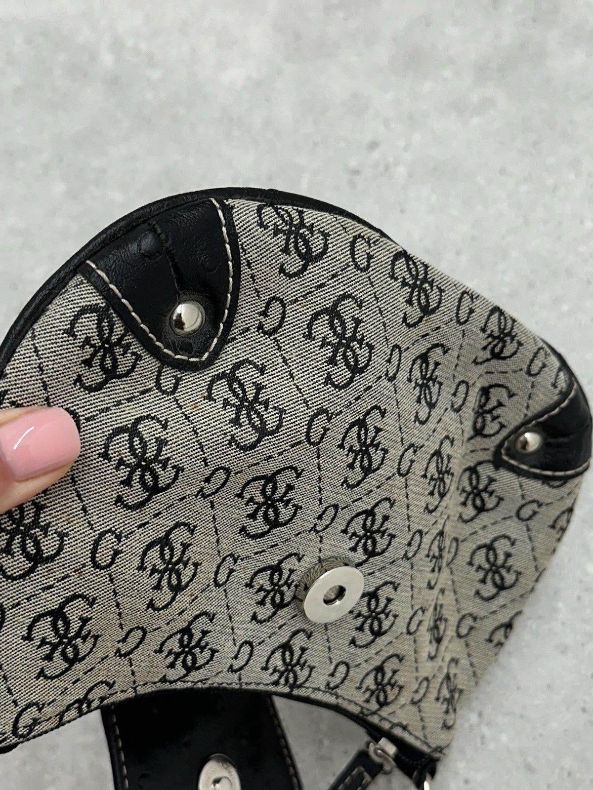 Guess Guess Vintage Mini Hand Bag Monogram y2k Swag 90`s Size ONE SIZE - 10 Thumbnail