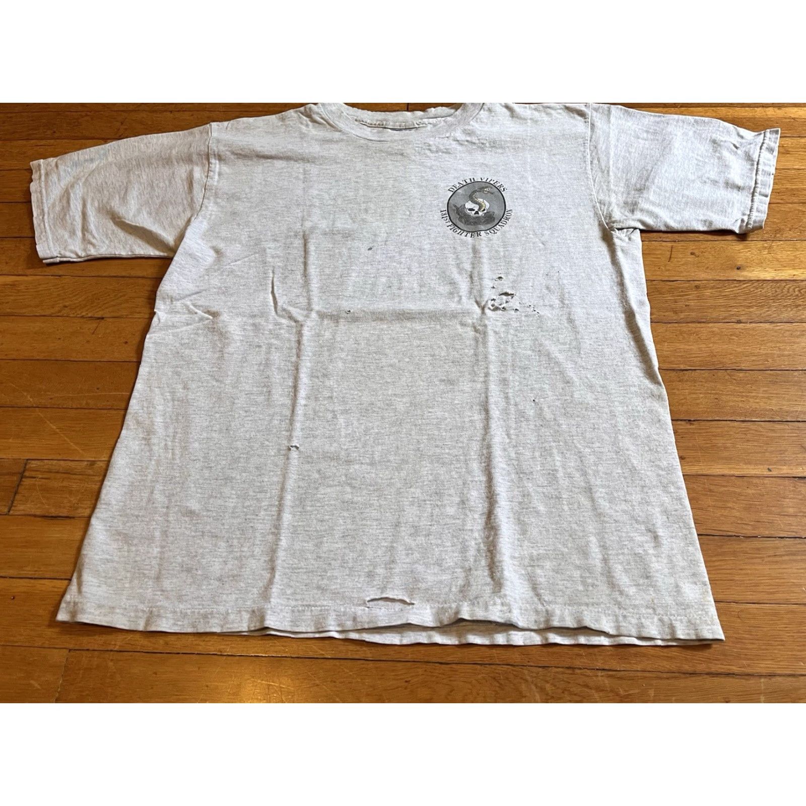 Vintage VINTAGE All Sport Death Vipers 131st Fighting Squadron Shirt Men’s Large Grey Distressed Size US L / EU 52-54 / 3 - 3 Thumbnail