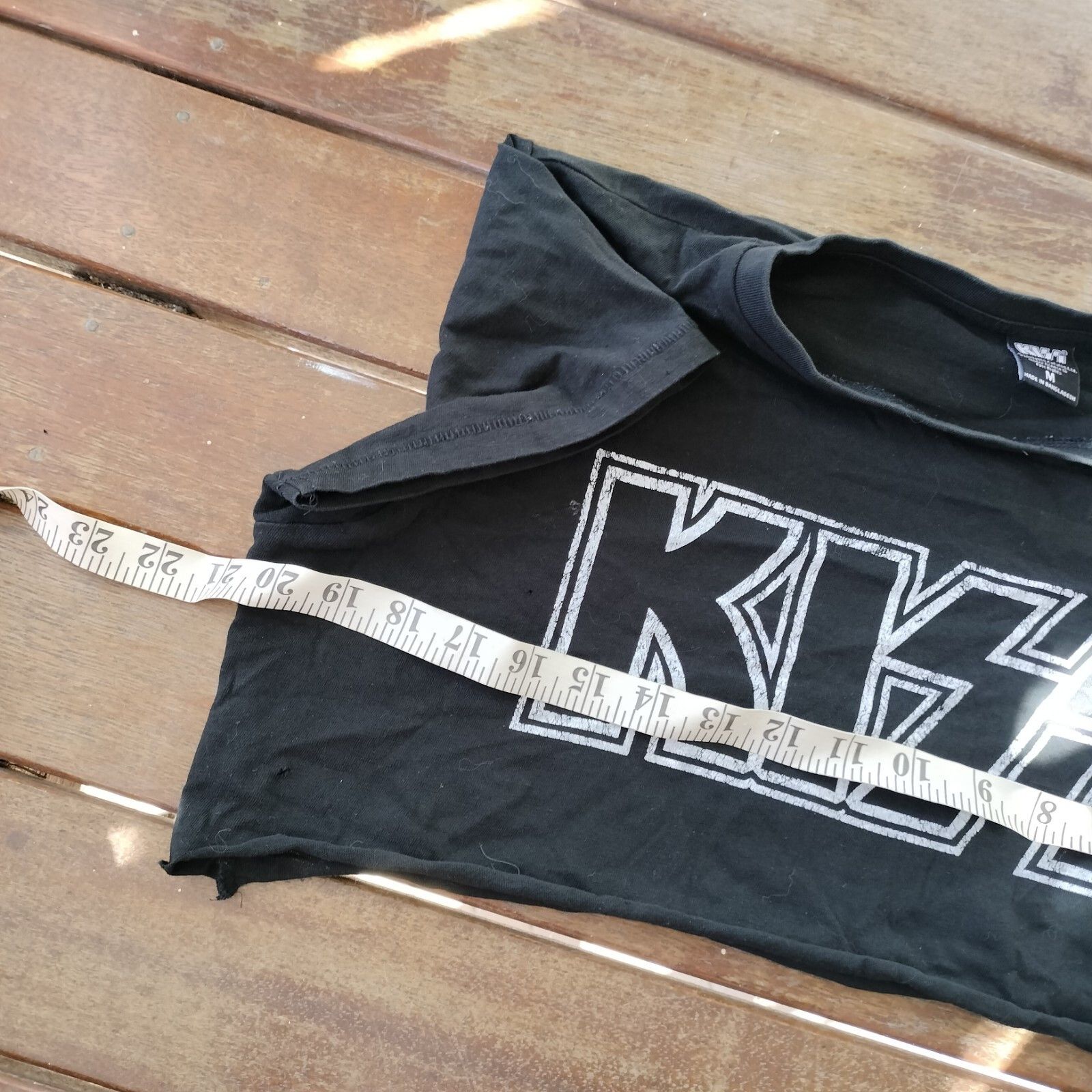 Designer Kiss Crop Top Tee Short Sleeve Reworked Upcycled Graphic Size M / US 6-8 / IT 42-44 - 11 Thumbnail
