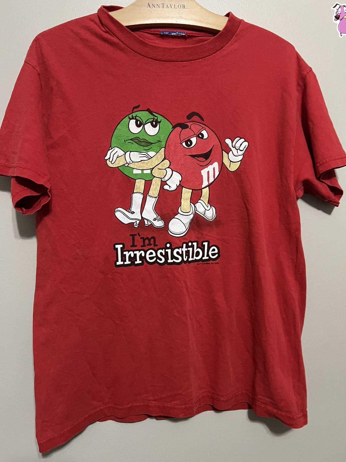 Vintage Vintage 2005 M&M “I’m Irresistible” graphic shirt Size US M / EU 48-50 / 2 - 3 Thumbnail