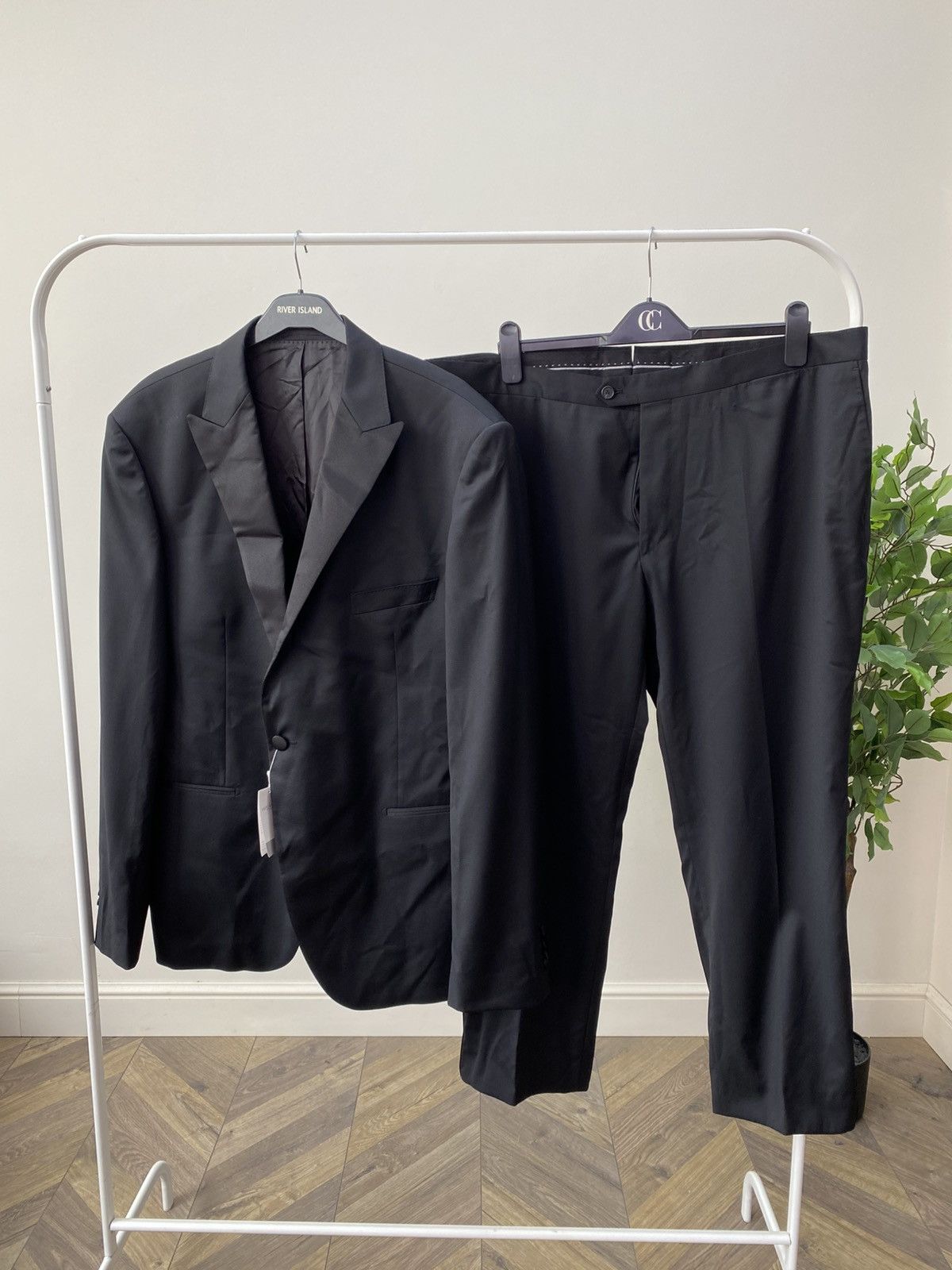 Other Vintage Van Jaack Men's Black Suit Loro Piana Wool Size 54L - 1 Thumbnail