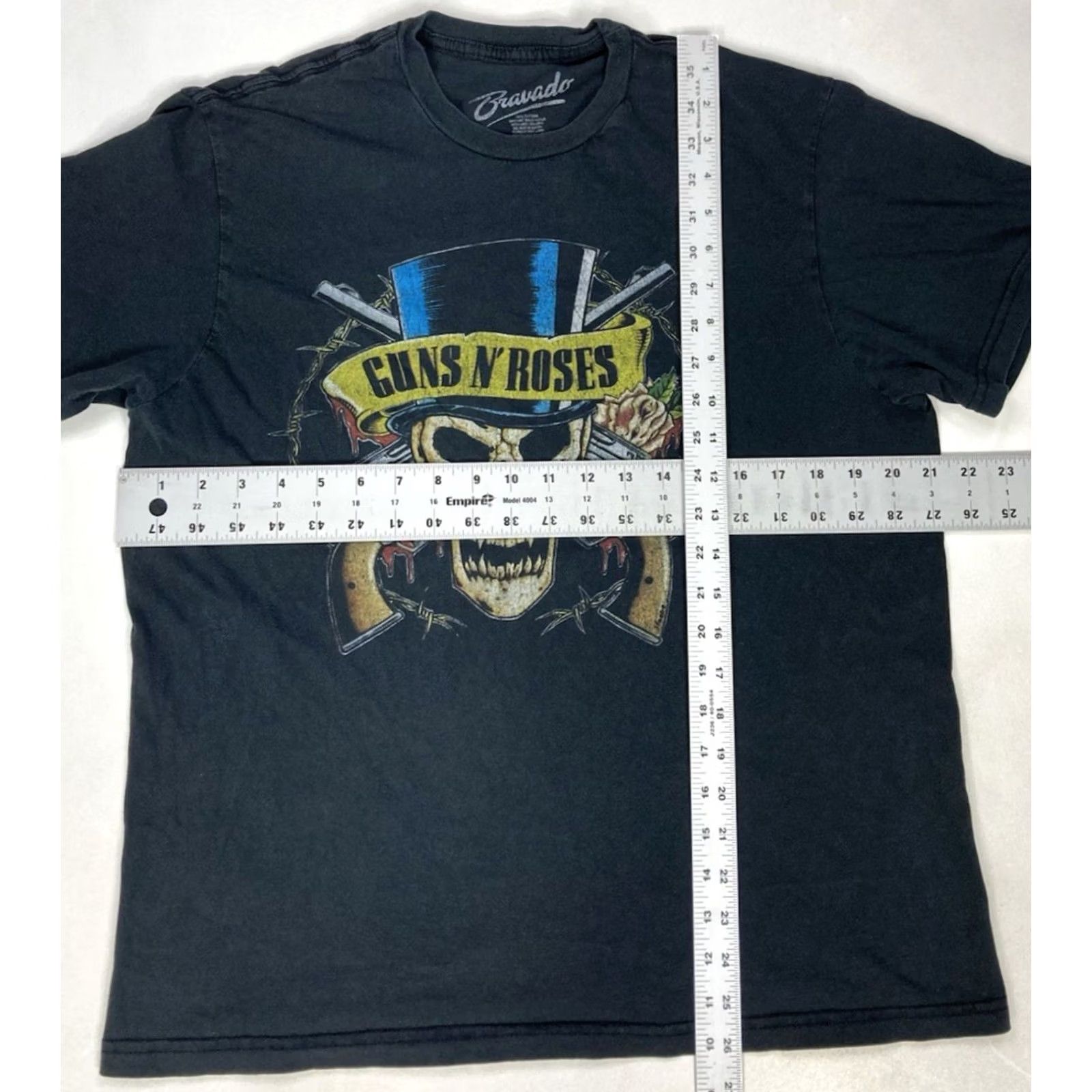 Bravado Guns N Rose Suicide Skull Retro Graphic T-shirt Men Large Black Bravado Cotton Crew Neck Short Sleeve Size US L / EU 52-54 / 3 - 5 Thumbnail