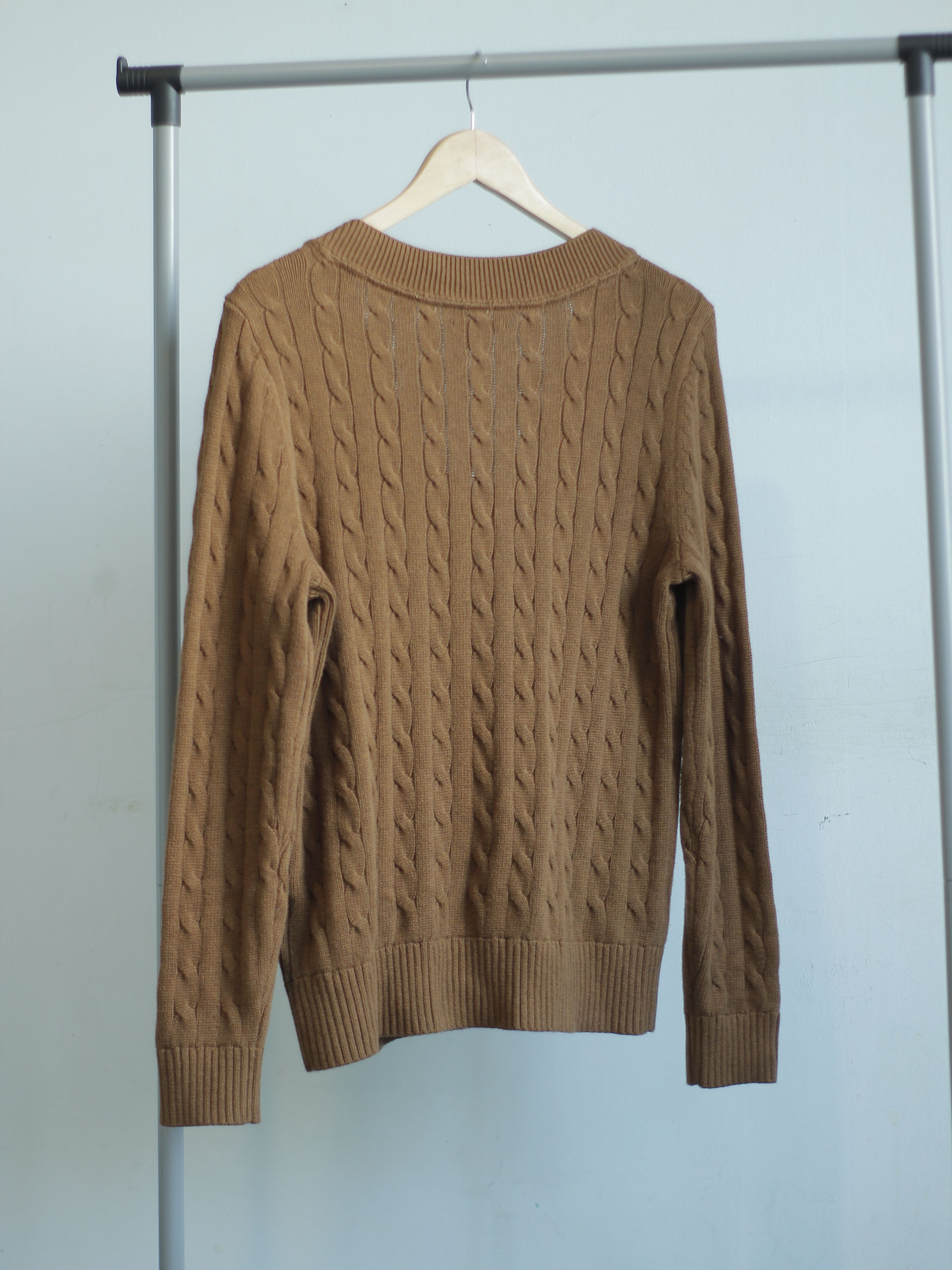 Tommy Hilfiger Tommy Hilfiger Women Sweate v neck pigtail knitting m brown Size M / US 6-8 / IT 42-44 - 2 Thumbnail