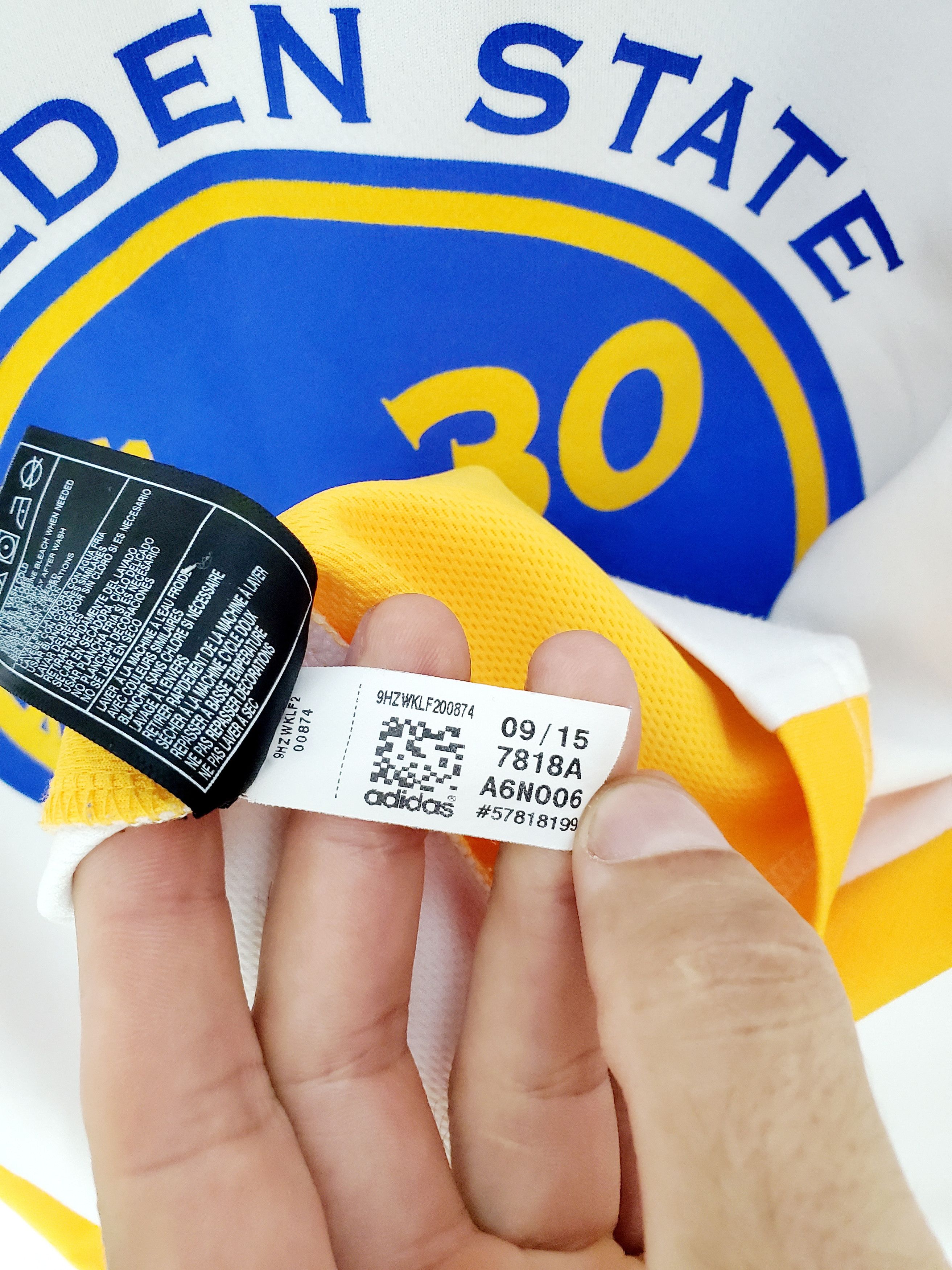 Adidas Stephen Curry Golden State Warriors NBA Adidas jersey M Size US M / EU 48-50 / 2 - 7 Thumbnail
