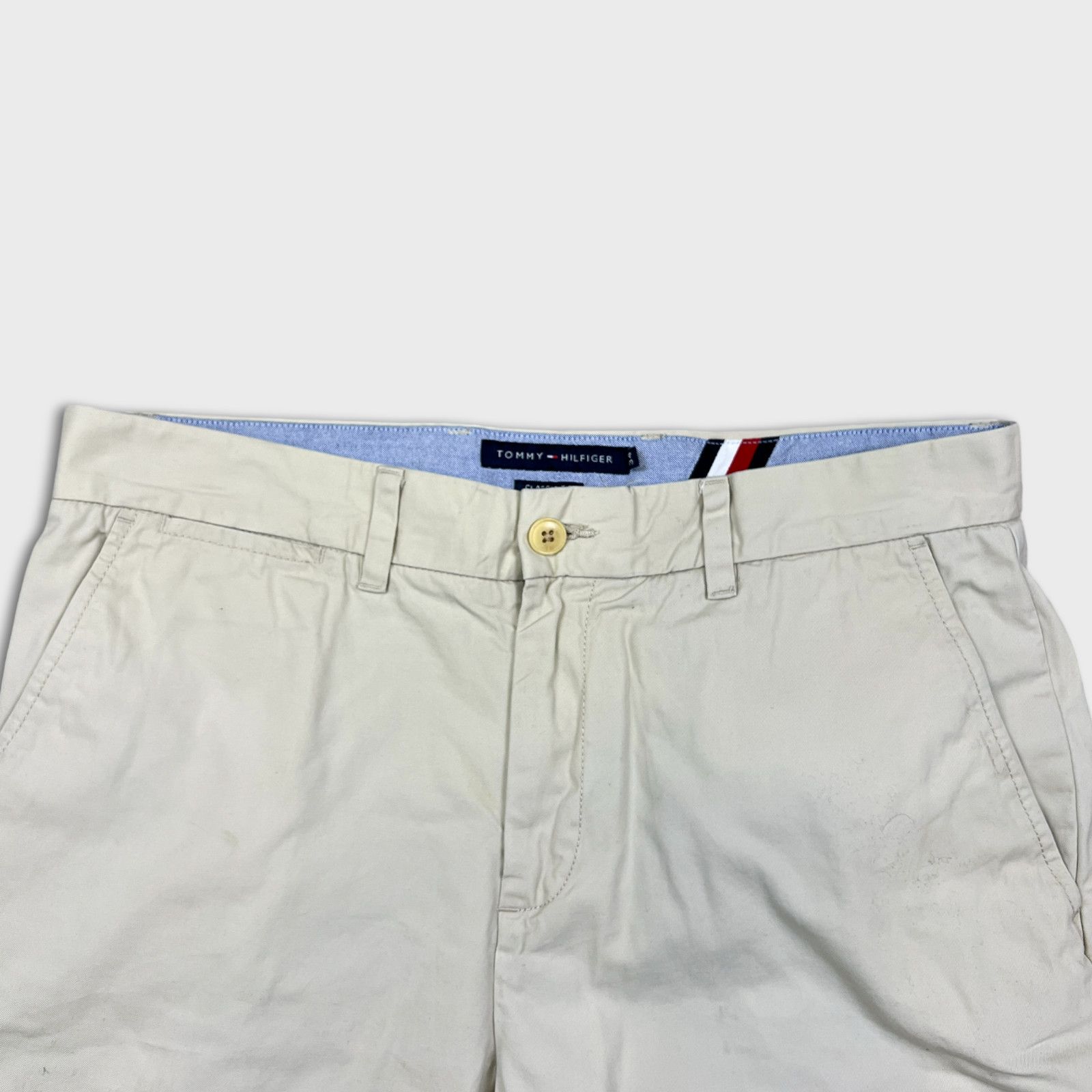 Tommy Hilfiger × Vintage Tommy Hilfiger Shorts Size 34 Classic Fit Casual Chino Pants Size US 34 / EU 50 - 2 Thumbnail