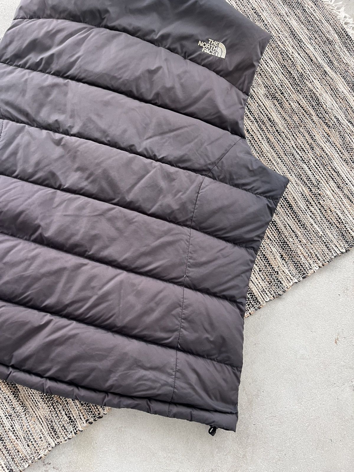 The North Face Vintage The North Face 700 Black Outdoor Puffer Vest Y2K Size XL / US 12-14 / IT 48-50 - 8 Thumbnail
