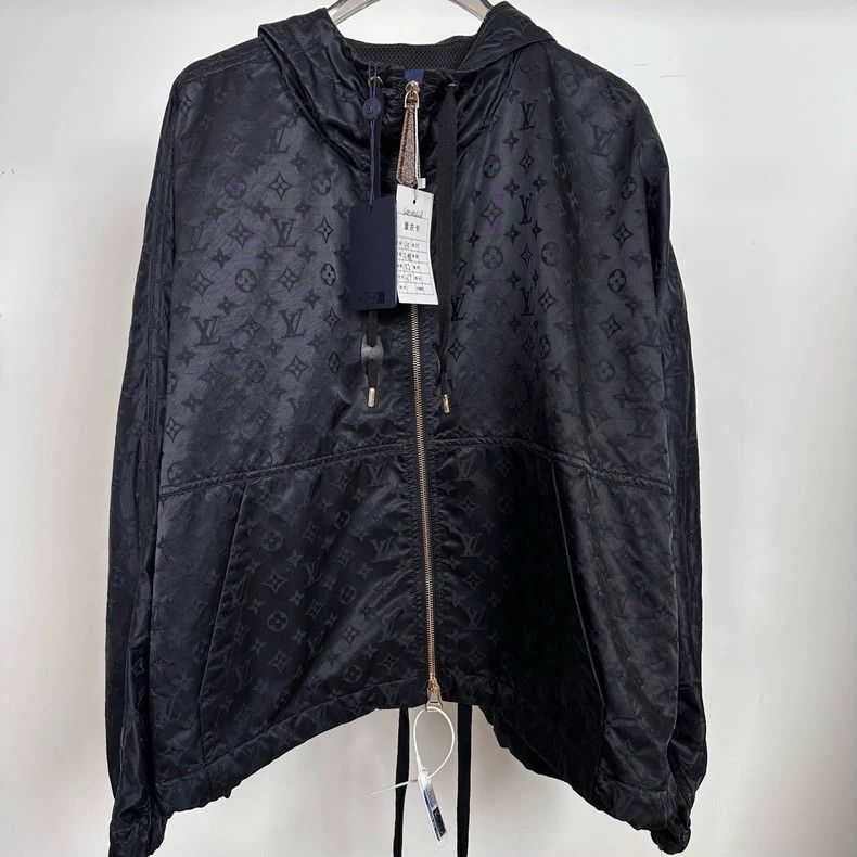 Louis Vuitton Louis Vuitton Black dark print full print blazer jacket Size US XXS / EU 40 - 1 Thumbnail