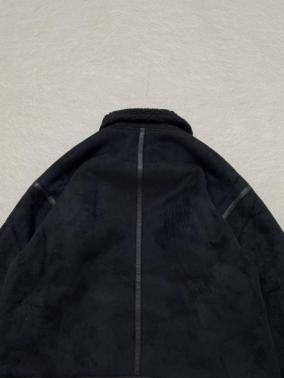 Japanese Brand 2000s Black Shearling Style Jacket with Buckle Collar LGB Size US L / EU 52-54 / 3 - 9 Thumbnail