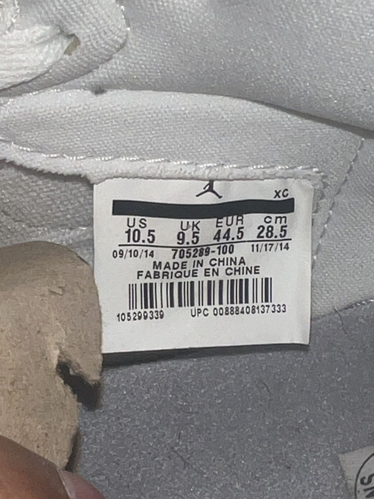 Jordan Brand × Nike Air Jordan 1 Retro High OG ‘Laser’ (2015) Size US 10.5 / EU 43-44 - 6 Thumbnail