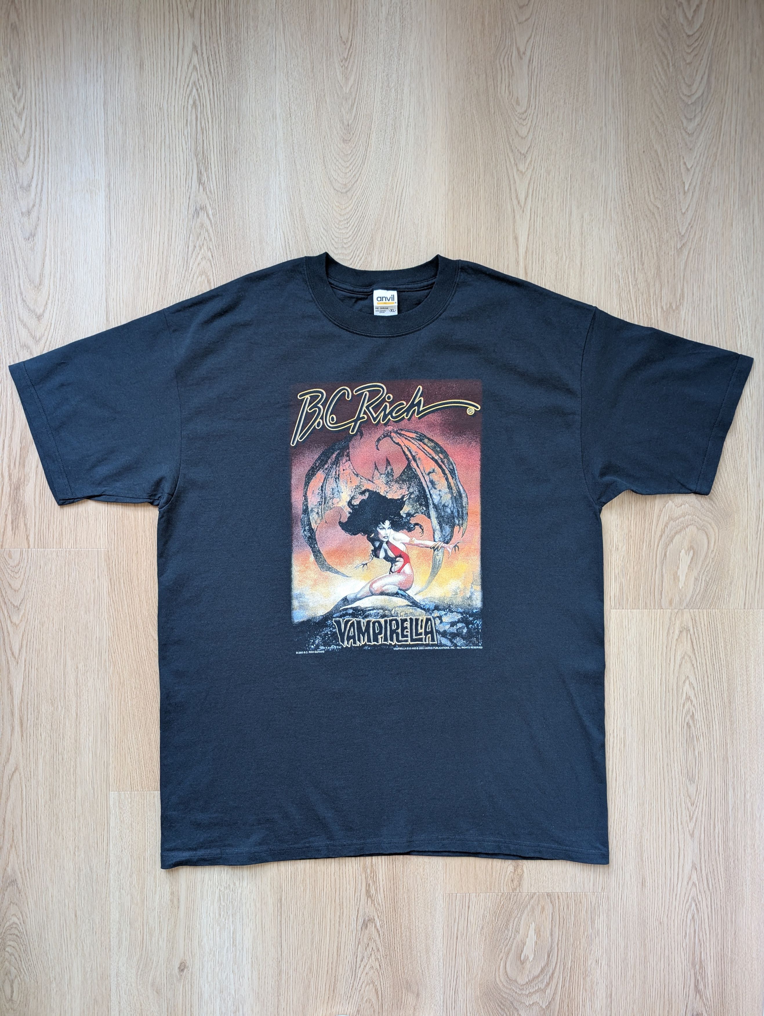Vintage Rare Vtg B.C RICH Vampirella 2003 Comic Harris Publications Size US XL / EU 56 / 4 - 1 Thumbnail