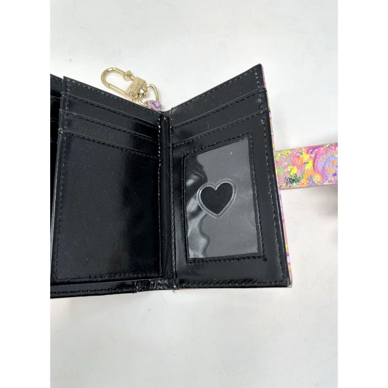 Betsey Johnson Betsey Johnson Wallet Pink Floral Card Holder ID Window Heart Magnetic Clutch Mini Wristlet Women Size ONE SIZE - 6 Thumbnail