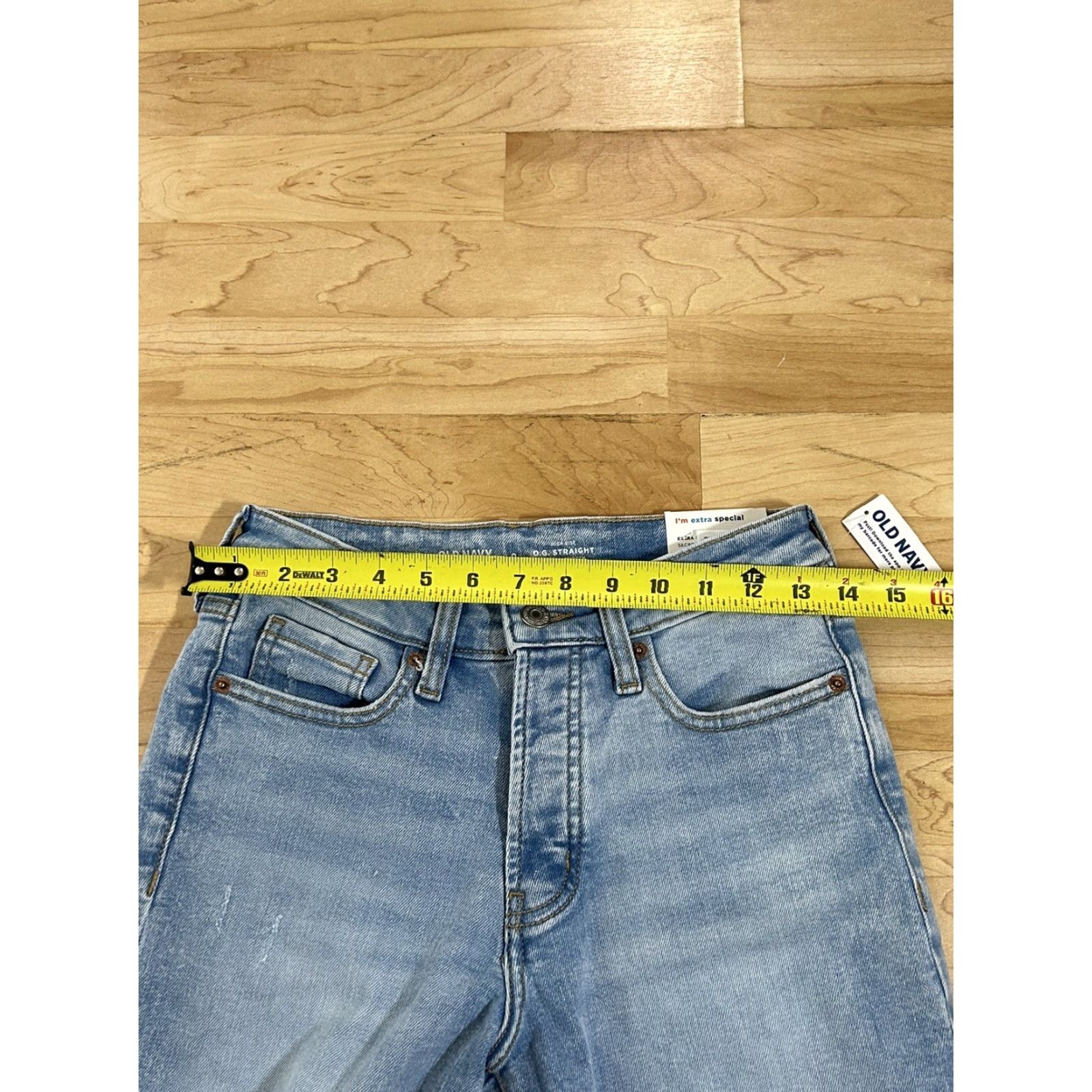 Old Navy **O.G. Straight High Rise Blue Jeans Women’s Size 0** User: Vintage O.G. Straight High Rise Blue Jeans Women’s Size 0 Size 25" / US 0 / IT 36 - 3 Thumbnail