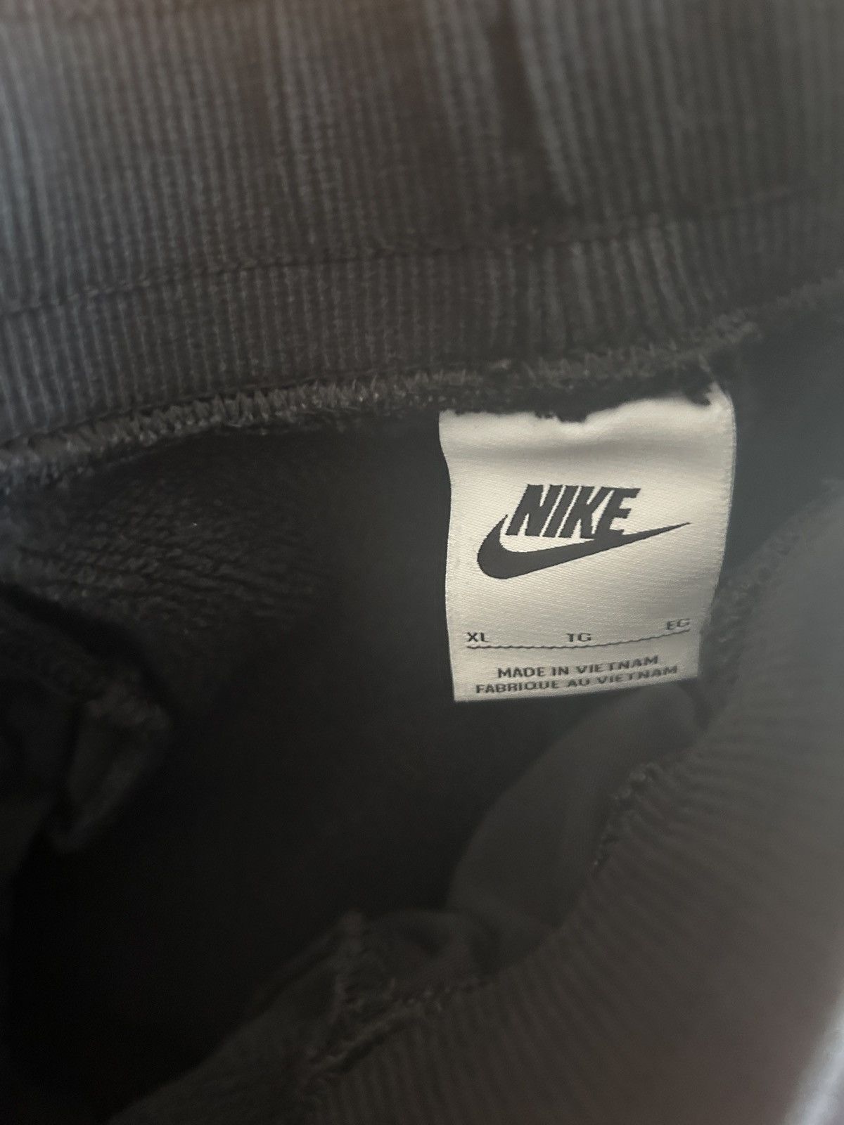 Nike Nike black joggers Size US 36 / EU 52 - 3 Thumbnail