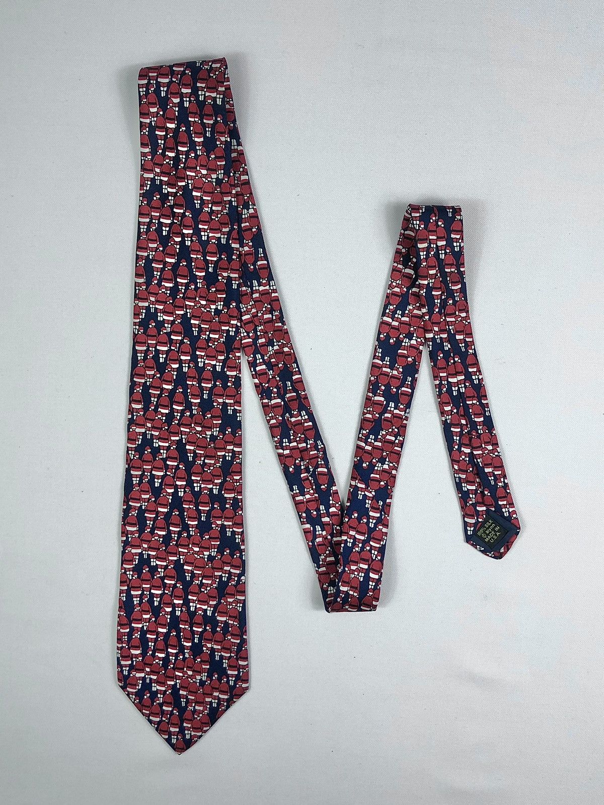 Vintage Vintage Alynn Neckwear A Parade of Santas Overprint Silk Tie Size ONE SIZE - 2 Thumbnail