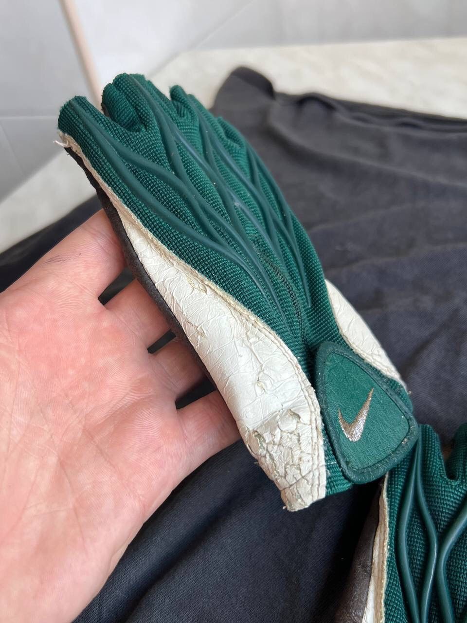 Nike 2000s Nike y2k Drill Gloves Forest Dark Green Geometric RARE Size ONE SIZE - 3 Thumbnail