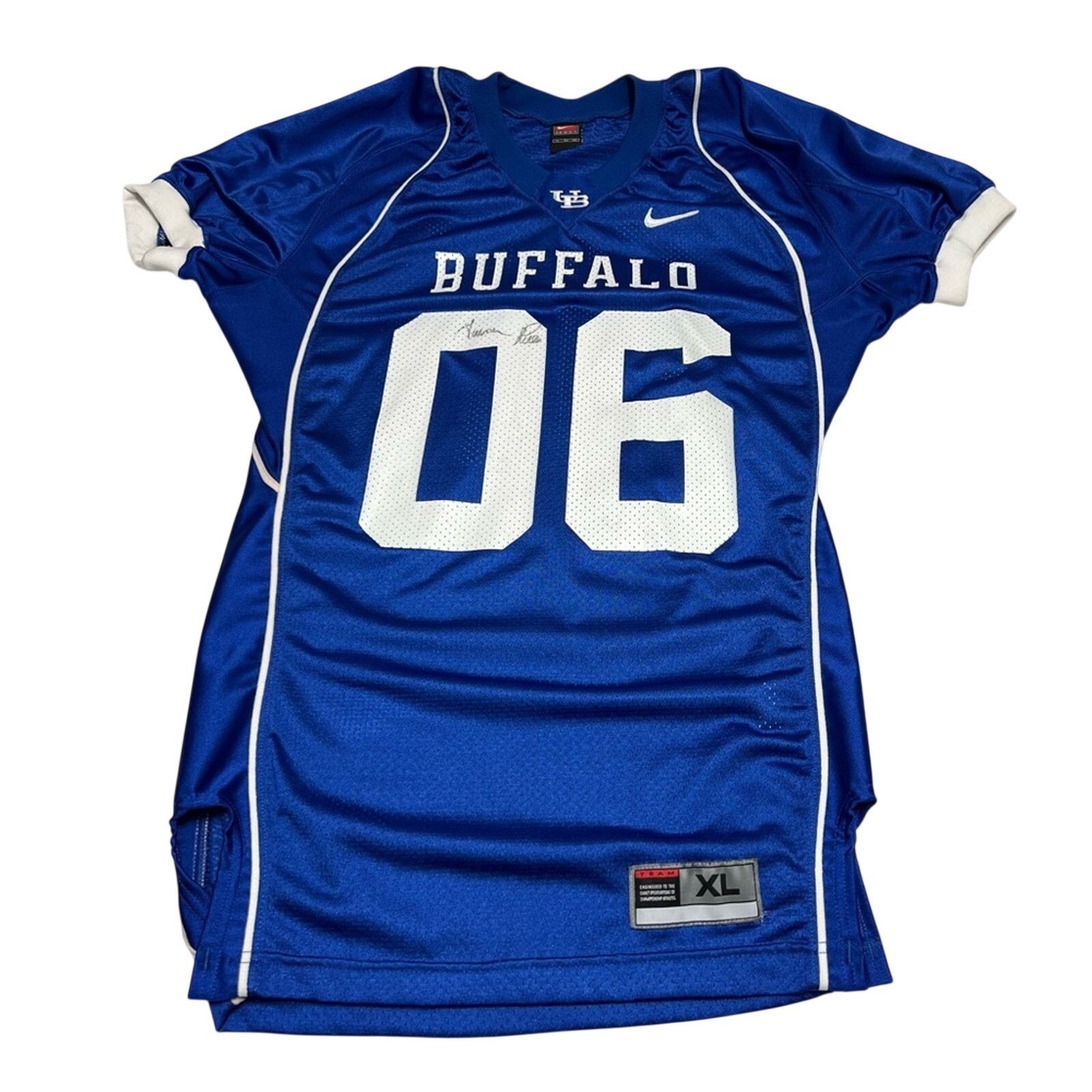 Nike University of Buffalo Bulls Game Worn Signed Auto Jersey Y2K Size US XL / EU 56 / 4 - 1 Thumbnail
