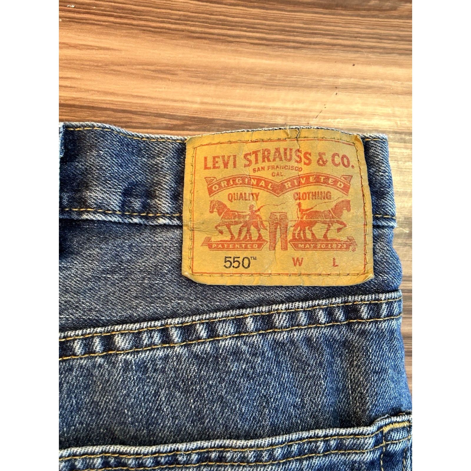 Levi's VINTAGE Levis 550 Levi's 550 Relaxed Fit Straight Denim Blue Jeans 46x32 Mens Regular 5-Pocket Design Zipper Button Cotton Denim Blue Size US 30 / EU 46 - 5 Thumbnail