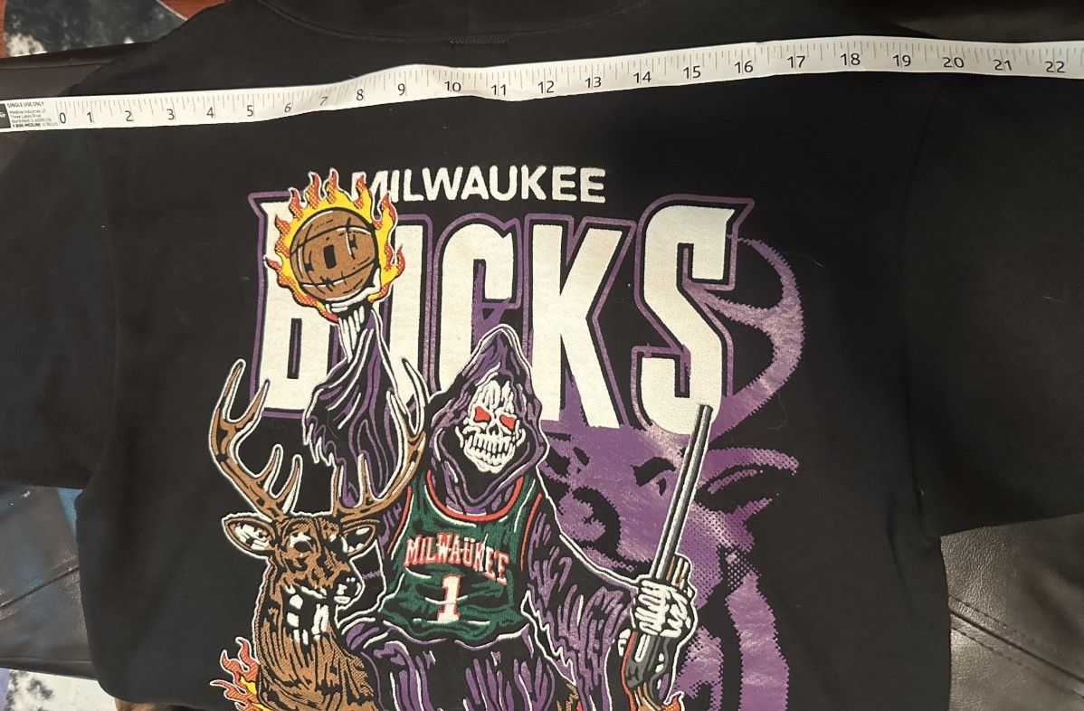Warren Lotas Rare Warren Lotas Milwaukee Bucks Hoodie Size US S / EU 44-46 / 1 - 5 Thumbnail