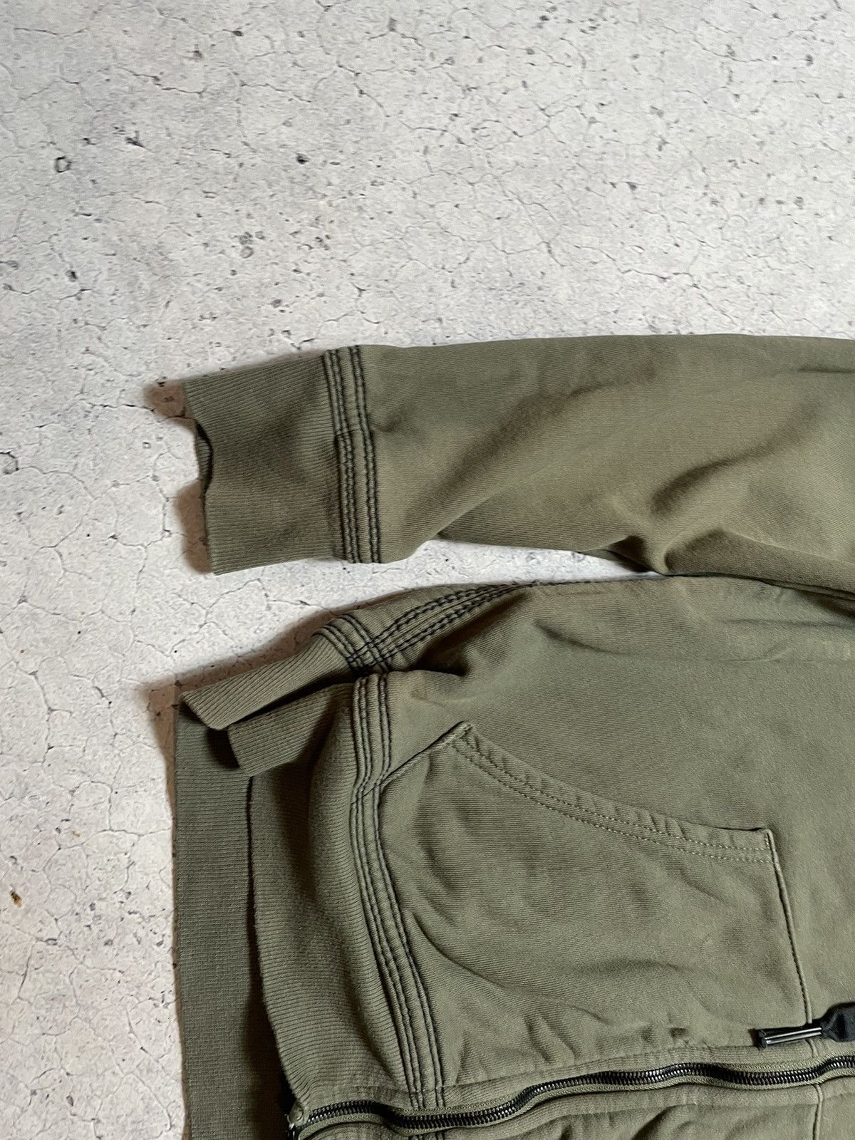 True Religion Vintage Track Suit True Religion Hype Zip Hoodie And Pants Size US L / EU 52-54 / 3 - 4 Thumbnail