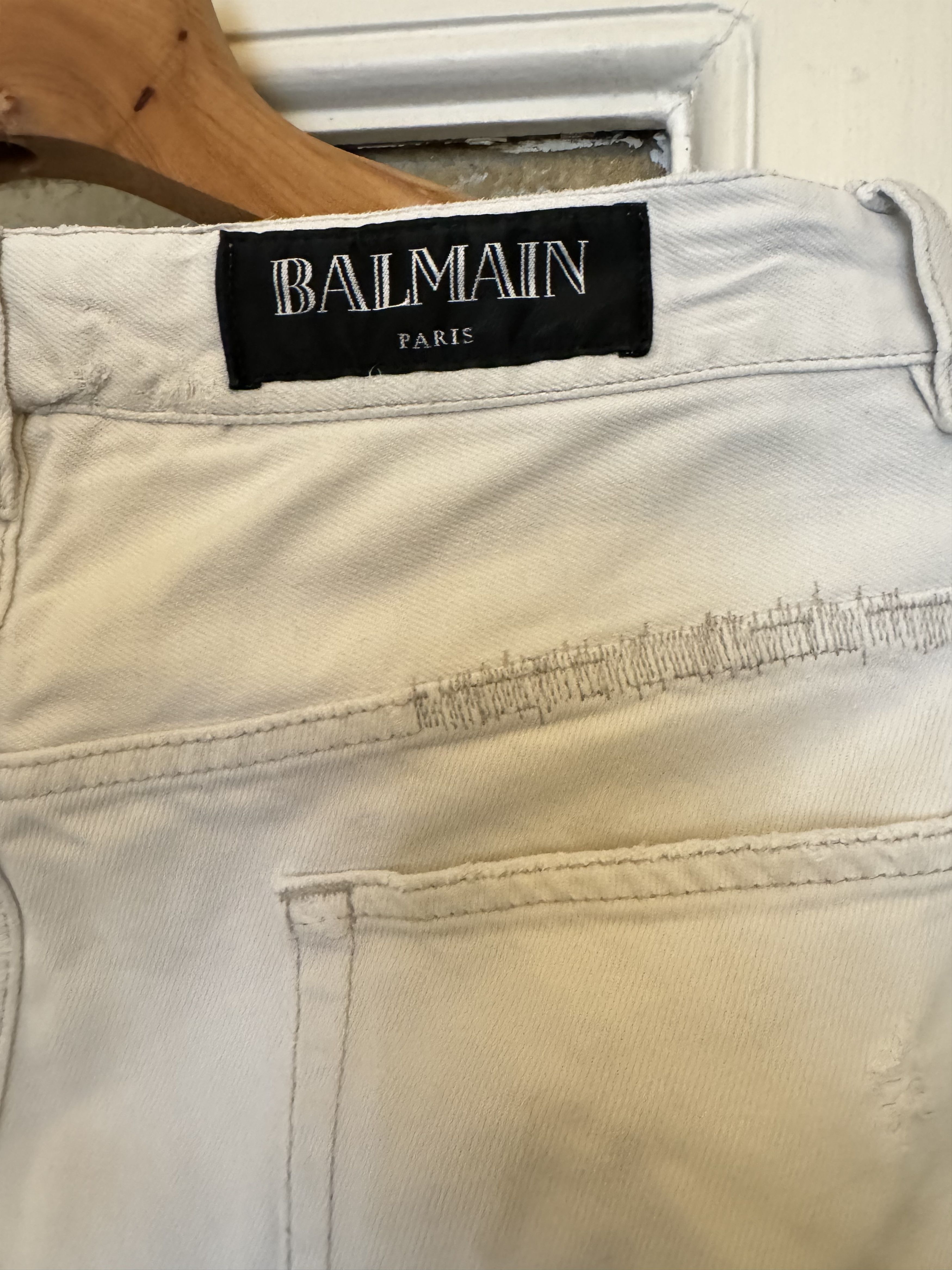 Balmain WHITE DENIM DISTRESSED JEANS Size US 32 / EU 48 - 3 Thumbnail