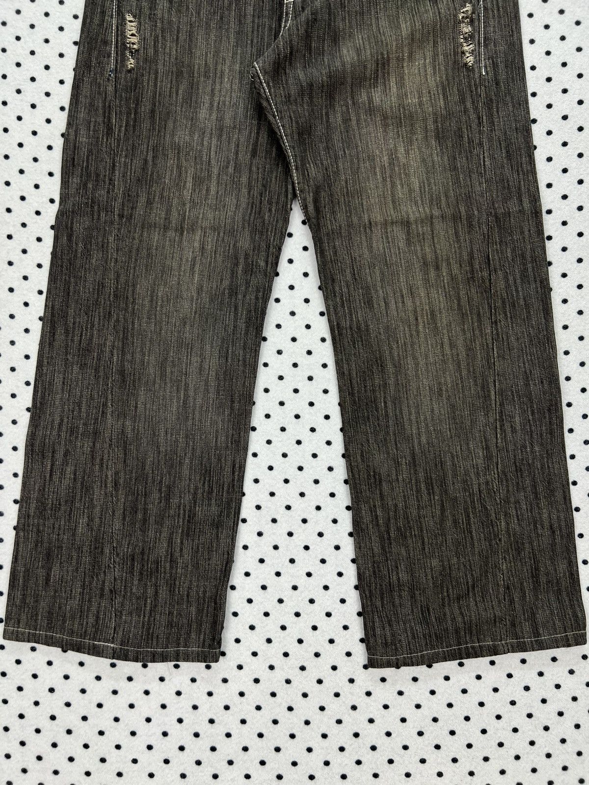 Japanese Brand Bee Bell Distressed Jeans Size US 33 - 5 Thumbnail