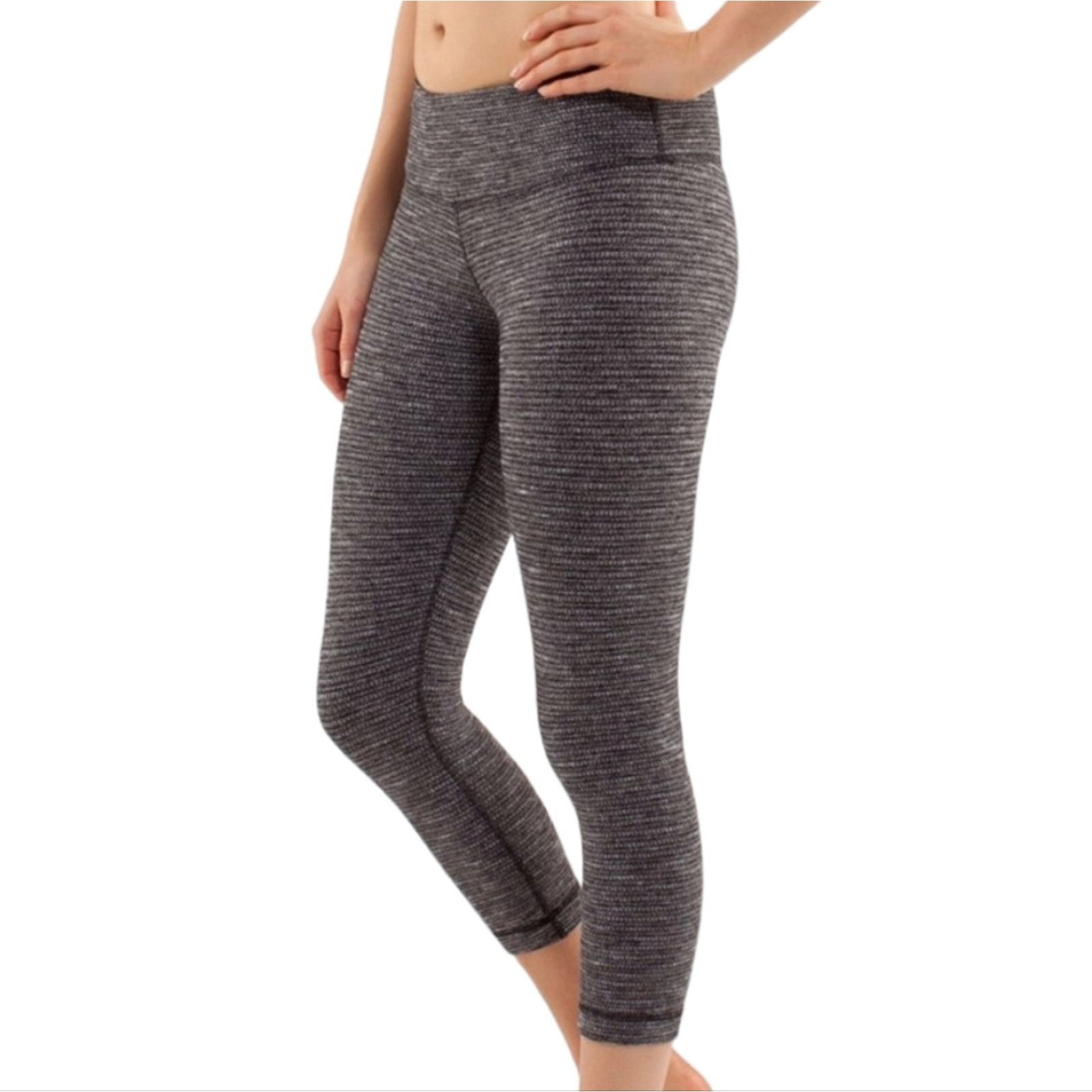 Lululemon Lululemon coco pique wunder under crop 4 Size 27" / US 4 / IT 40 - 1 Thumbnail