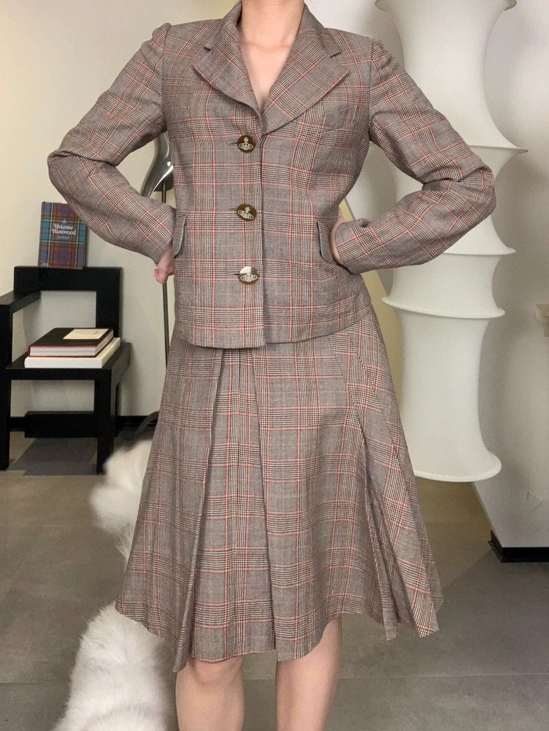 Vivienne Westwood Vivienne Westwood size2 Brown checkered coat and skirt set Size M / US 6-8 / IT 42-44 - 1 Thumbnail