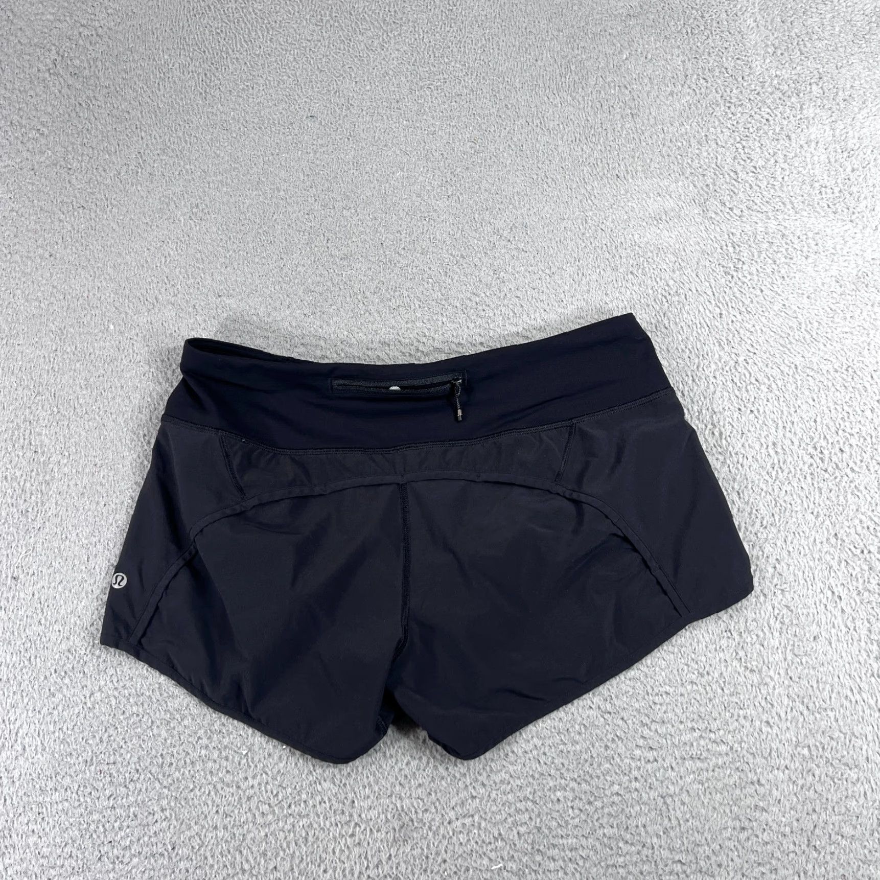 Lululemon Lululemon Women's Run Times Short Black 8 Back Zip Pocket Size 30" / US 8 / IT 44 - 2 Thumbnail