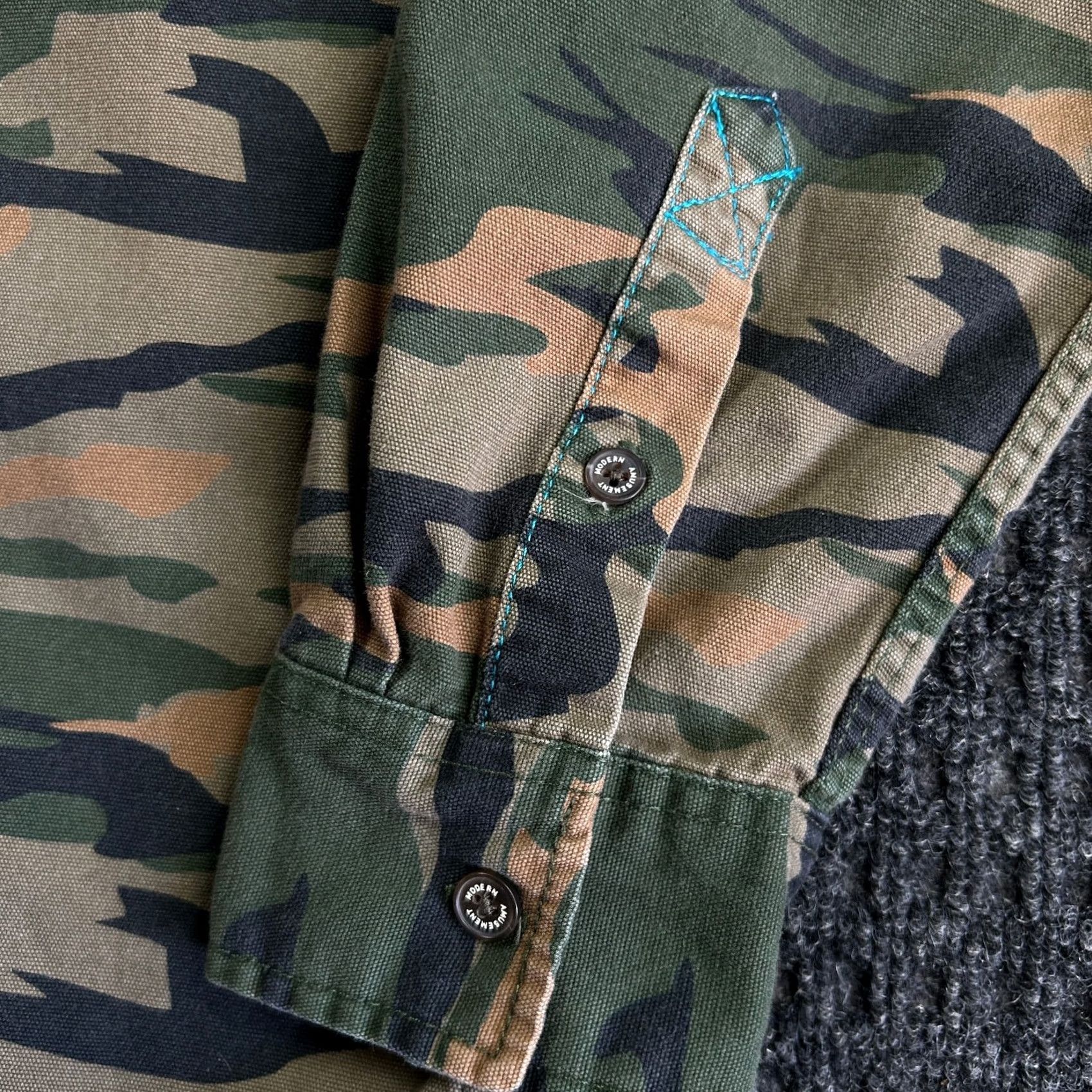 Vintage Modern Amusement Camo Shirt M Green Black Brown Military Long Sleeve Button Down Size US M / EU 48-50 / 2 - 5 Thumbnail