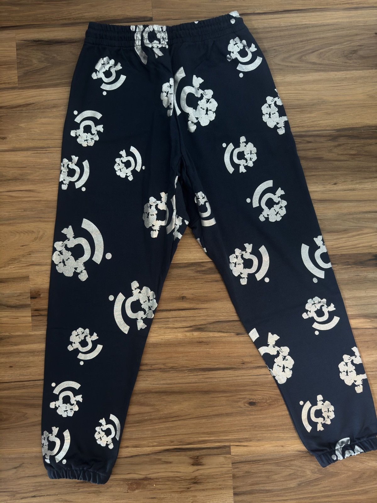 (B).Stroy × DENIM TEARS BSTROY X DENIM TEARS Sweatpants Size US 32 / EU 48 - 2 Thumbnail