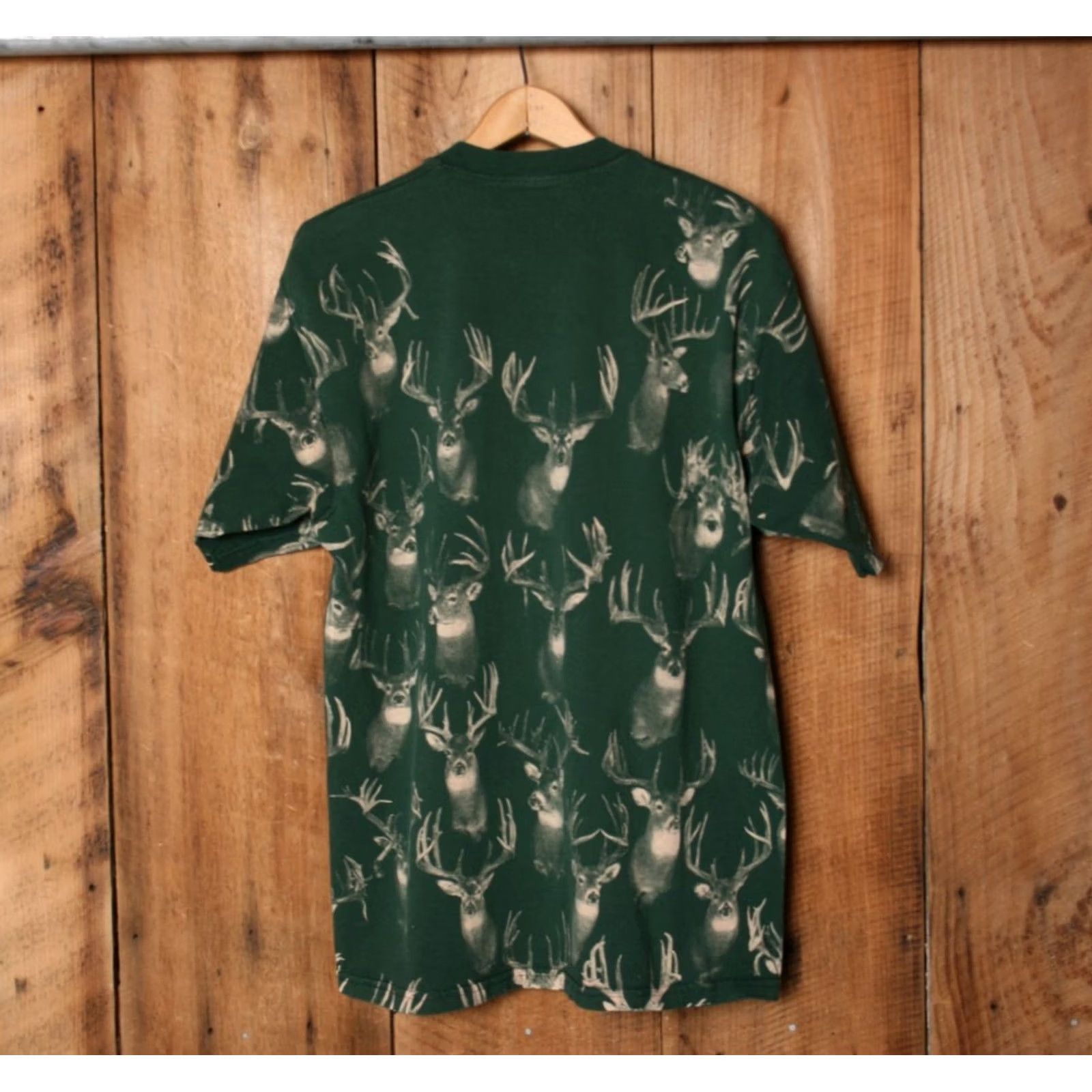 Fruit Of The Loom VINTAGE Fruit of the Loom Loftees T-Shirt Deer Buck Head Mount Crew Neck Short Sleeve M/L Brown Men XS? No — use M/L Size US M / EU 48-50 / 2 - 3 Thumbnail