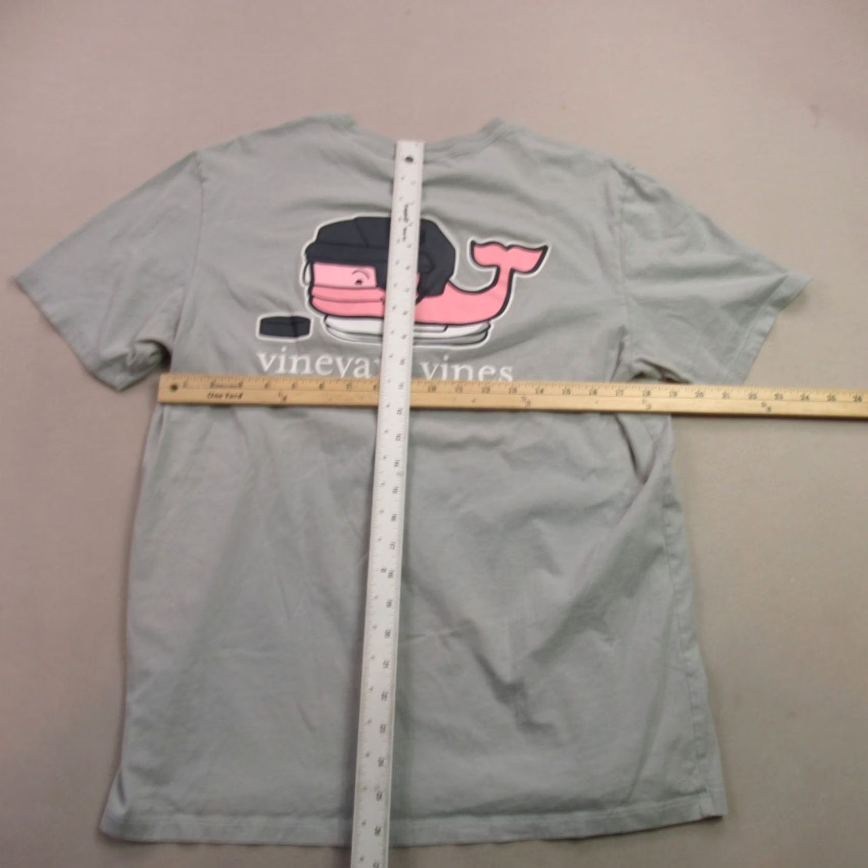 Vineyard Vines Vineyard Vines Men's Gray Short Sleeve T-Shirt | Size M | Logo Whale | Crew Neck | 100% Cotton | Regular Fit Size US M / EU 48-50 / 2 - 6 Thumbnail