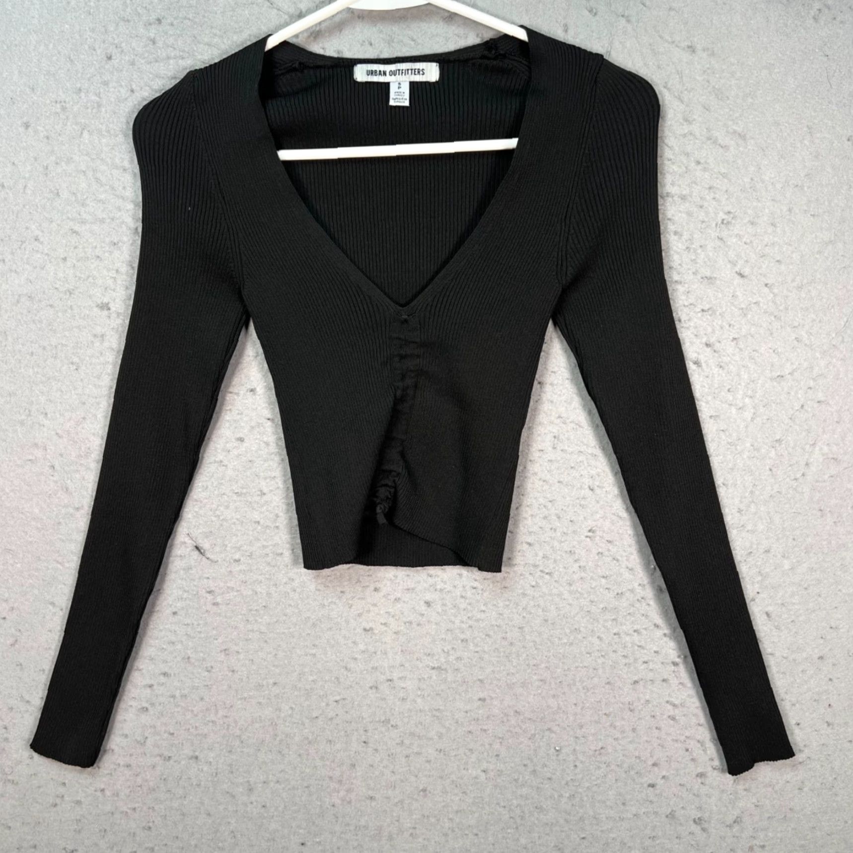 Urban Outfitters Urban Outfitters Womens S Black Ribbed Long Sleeve V-Neck Top Shirt Blouse Cropped Knit Stretch Casual Modern Women's Style Size S / US 4 / IT 40 - 2 Thumbnail