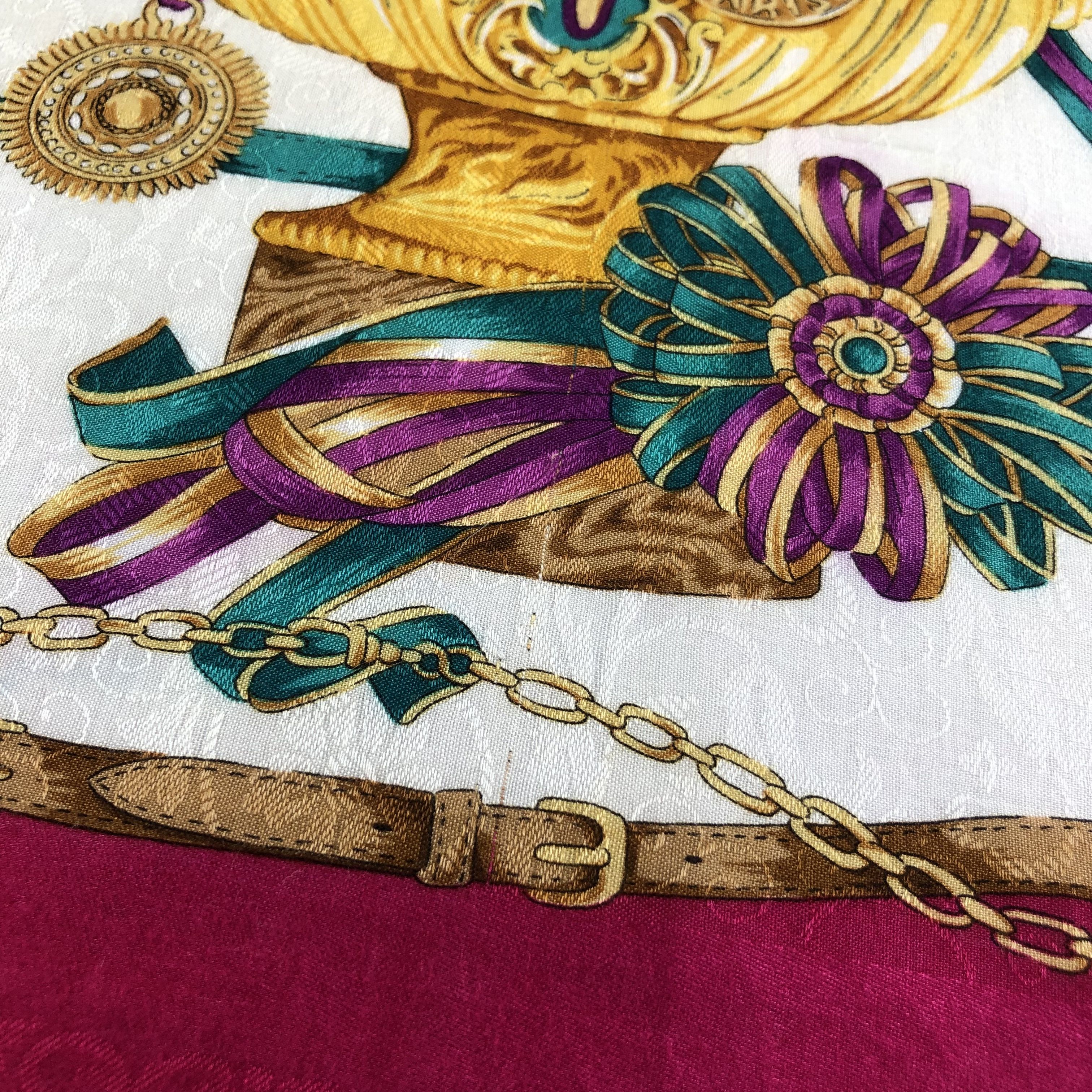 Celine Celine Trophy Handkerchief Neckerchief Bandana H1941 Size ONE SIZE - 5 Thumbnail