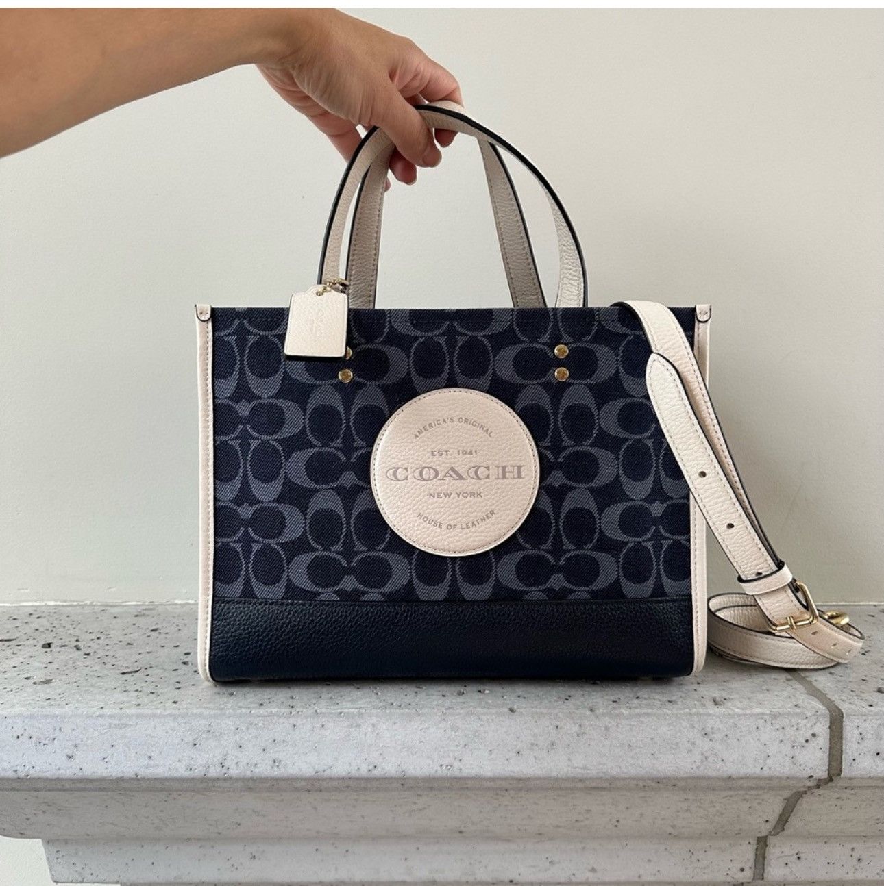 Coach NWT Coach Dempsey Carryall In Signature Jacquard Size ONE SIZE - 7 Thumbnail