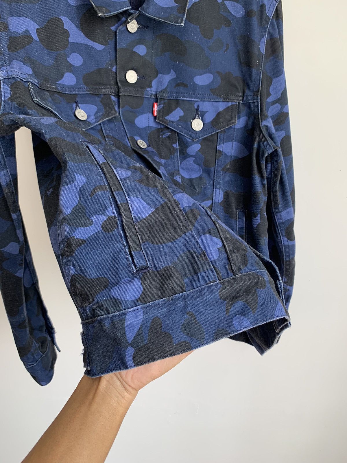 Bape Levis x Bape Blue Camo Trucker Jacket Size US XS / EU 42 / 0 - 13 Thumbnail