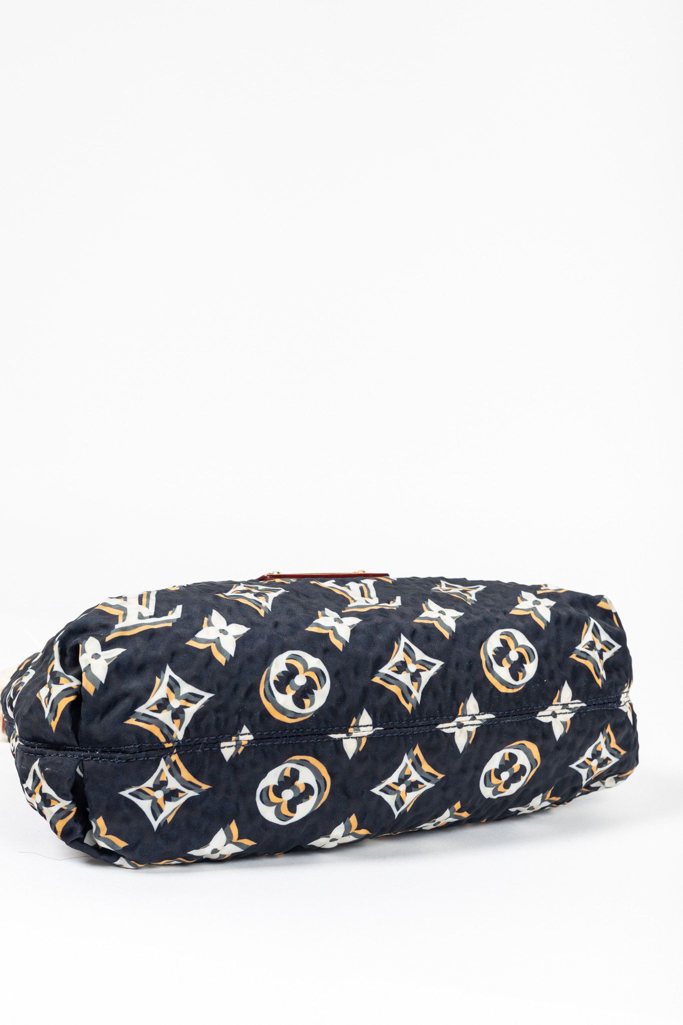 Louis Vuitton Louis Vuitton Bulles PM Navy Monogram Handbag Size ONE SIZE - 5 Thumbnail
