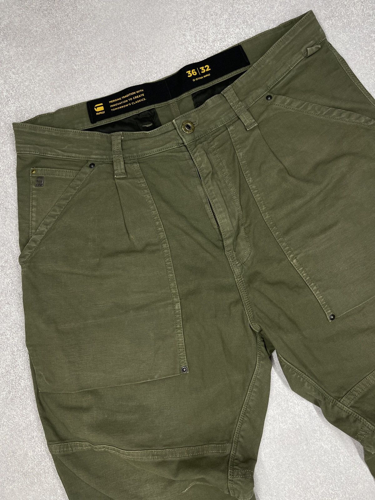 G-Star Mens G Star Raw Fatigue Relaxed Tapered Cargo Pants Size 36 Size US 36 / EU 52 - 9 Thumbnail