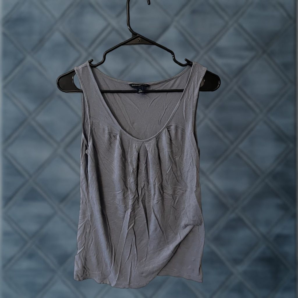 Banana Republic VINTAGE Banana Republic Women’s Tank Blouse Sleeveless Casual Medium Blue Pleated High Low Size M / US 6-8 / IT 42-44 - 1 Thumbnail