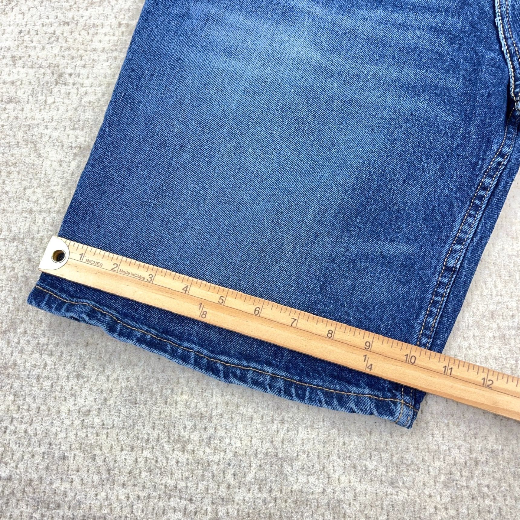 Levi's Levis 569 Shorts Men 32 Relaxed Denim Medium Wash Blue 5-Pocket Zip Belt Loops Casual Heritage 90s Theme Mens Size US 32 / EU 48 - 5 Thumbnail