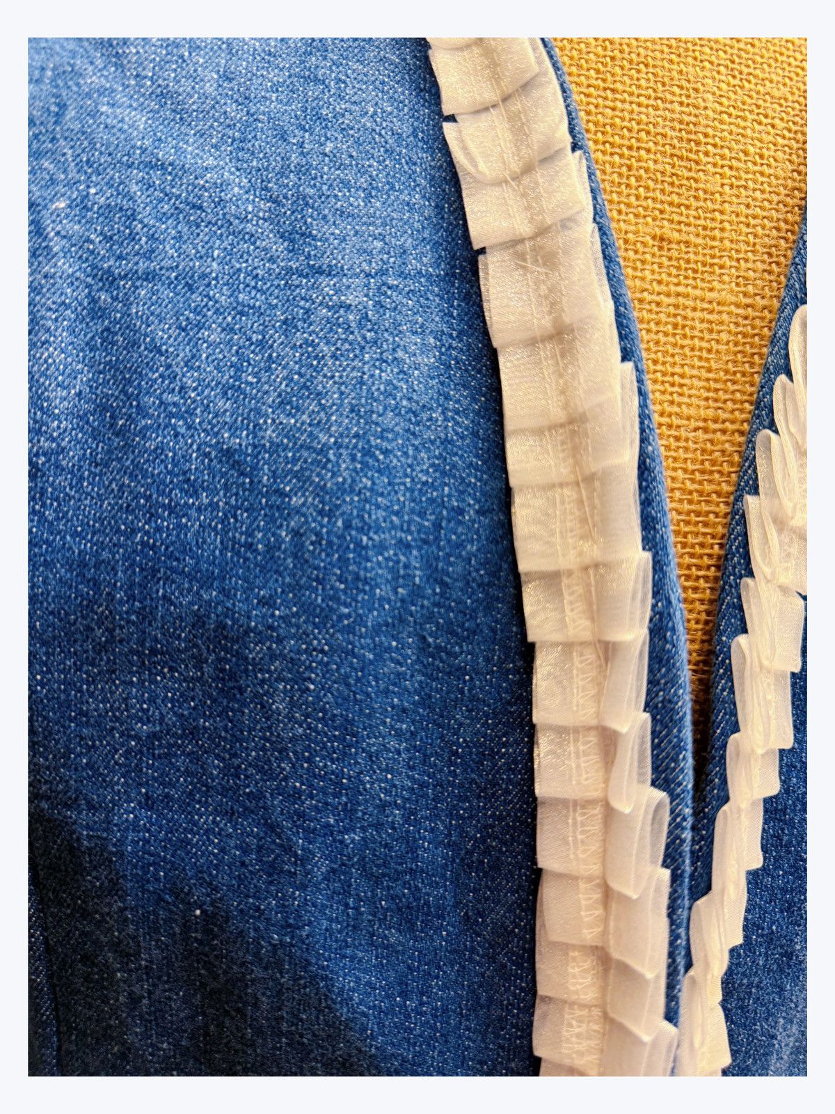 Other Chic Vintage-Style Denim Blazer with Ruffle Trim – Feminine Size M / US 6-8 / IT 42-44 - 2 Thumbnail