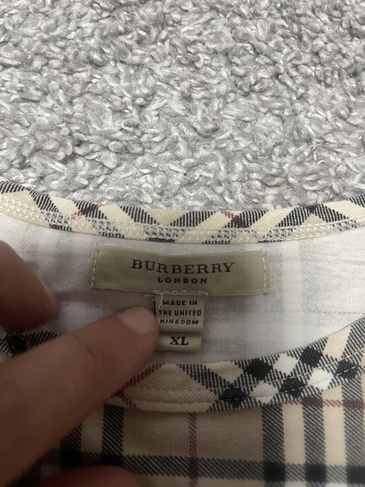 Burberry Burberry London Nova Check Crew Neck Long Sleeve Beige M Size M / US 6-8 / IT 42-44 - 11 Thumbnail